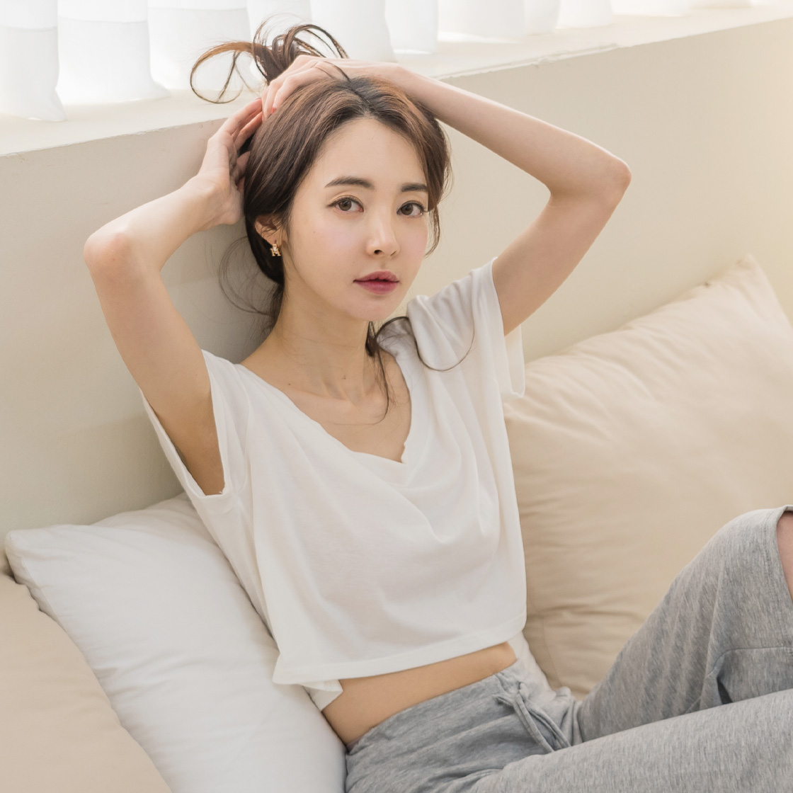 (W) 에이원 반팔 탑 런닝 134 화이트((W) AONE Short-Sleeve Top Running 134 White) - 2