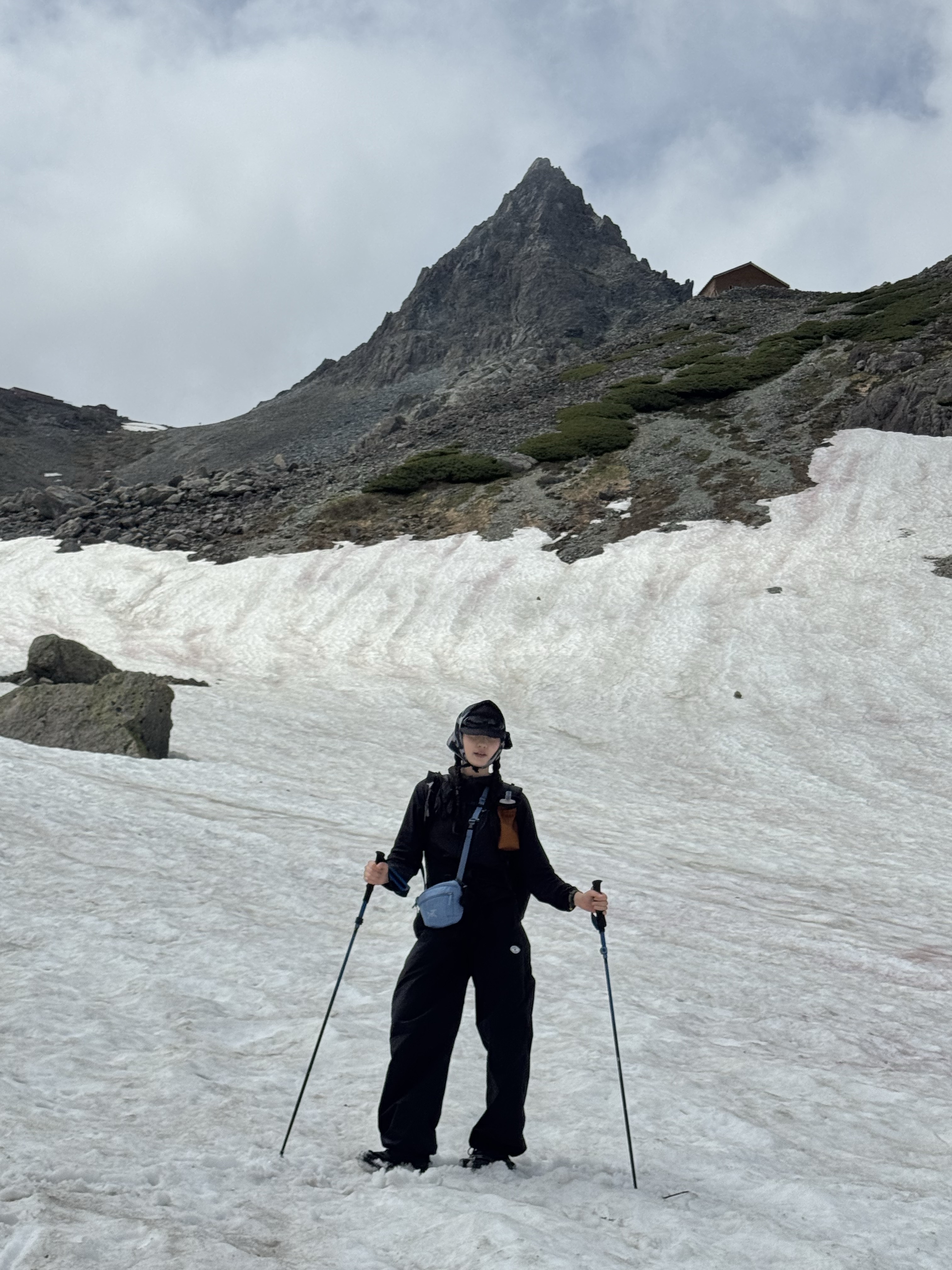 Arc'teryx Squamish Hoody Black, Arc'teryx Squamish Hoody Black 착용 스타일 - 4