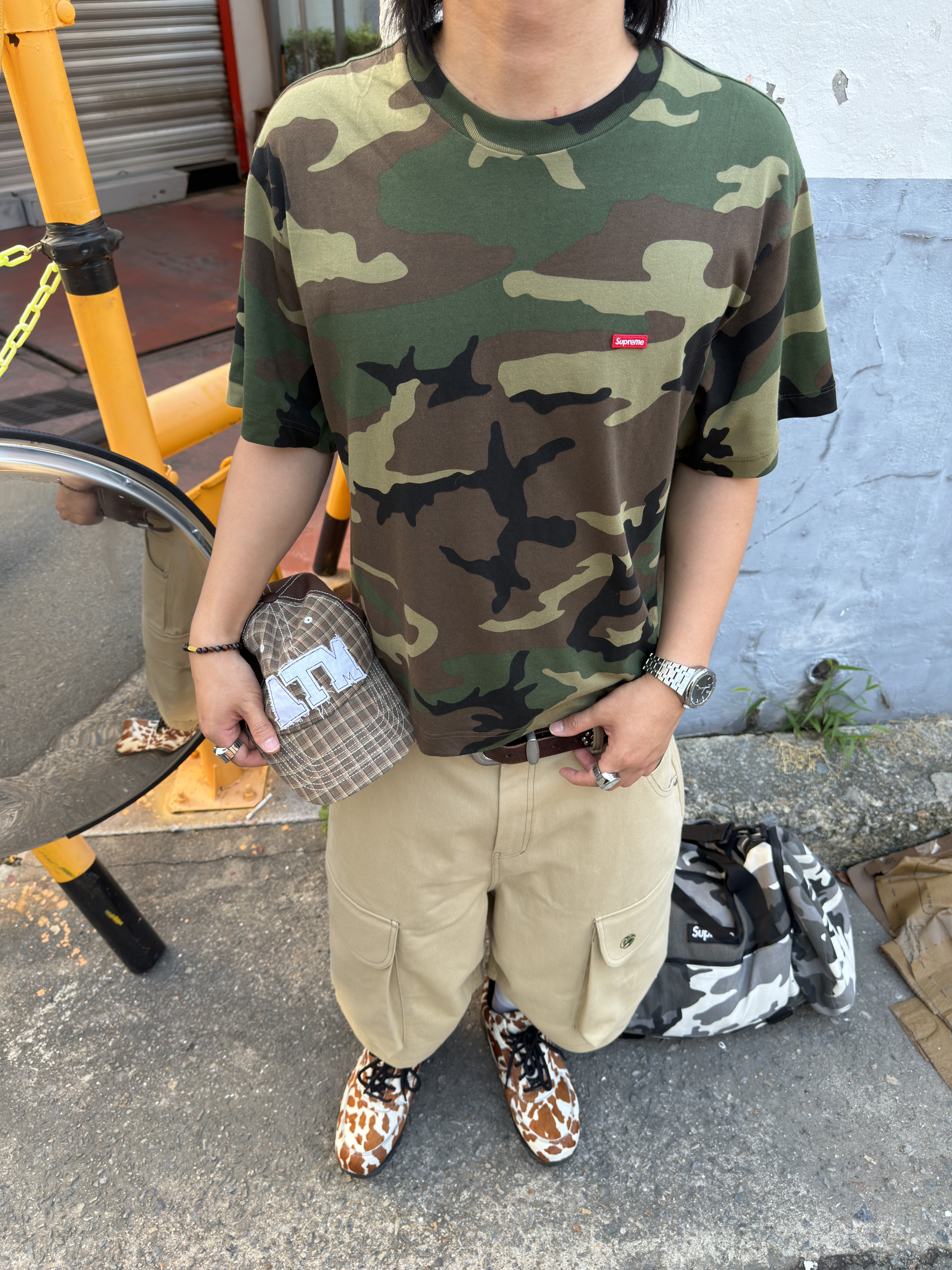 Aftermath Atm Bold Logo Ball Cap Brown, Nike Air Max Goadome QS Sail and Cacao Wow 착용 스타일 - 3