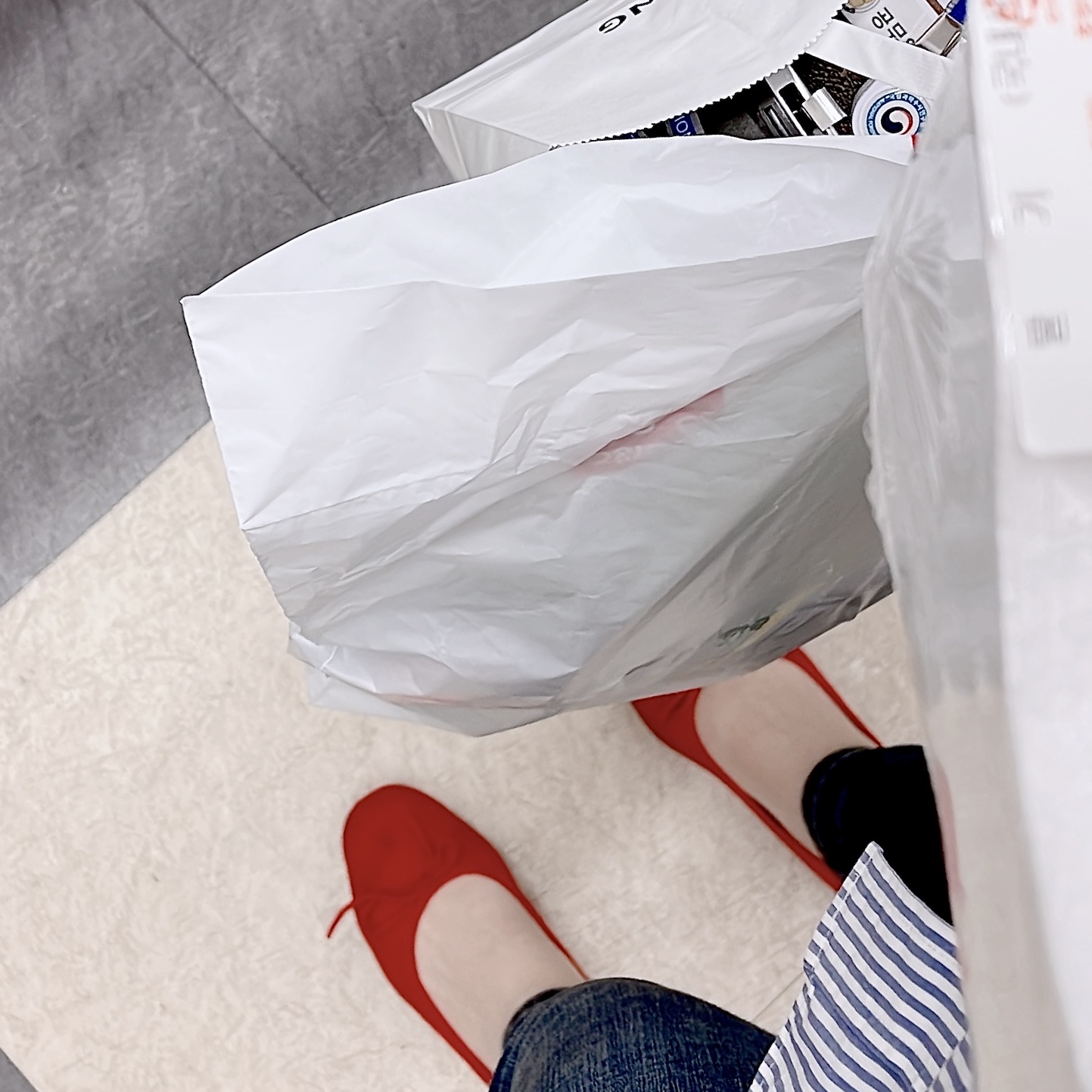 (W) Repetto Cendrillon Patent Calfskin Ballerinas Flammy Red 착용 스타일