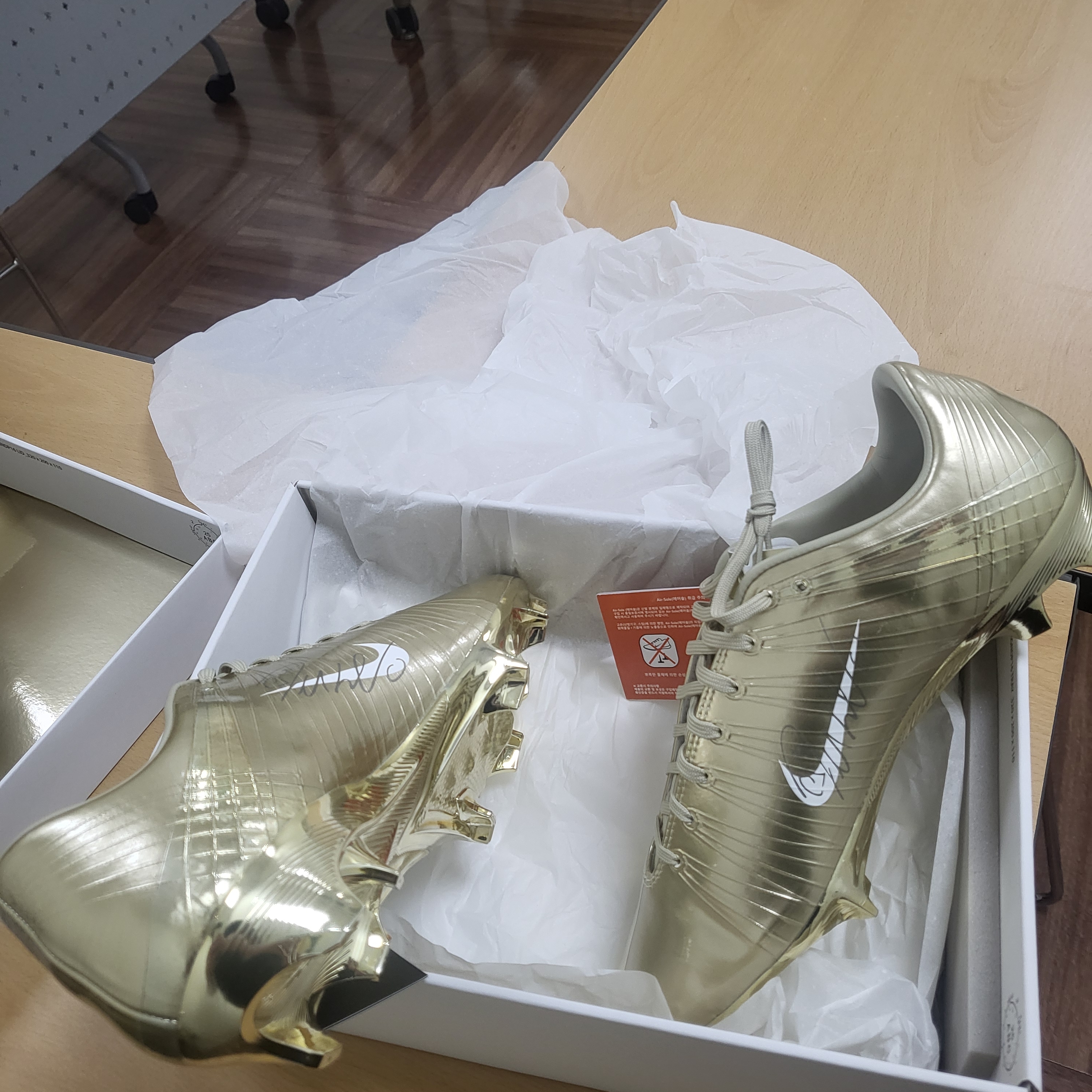 Nike Mercurial Superfly 1 RGN FG SE CR7 Metallic Gold Star 착용 스타일 - 1