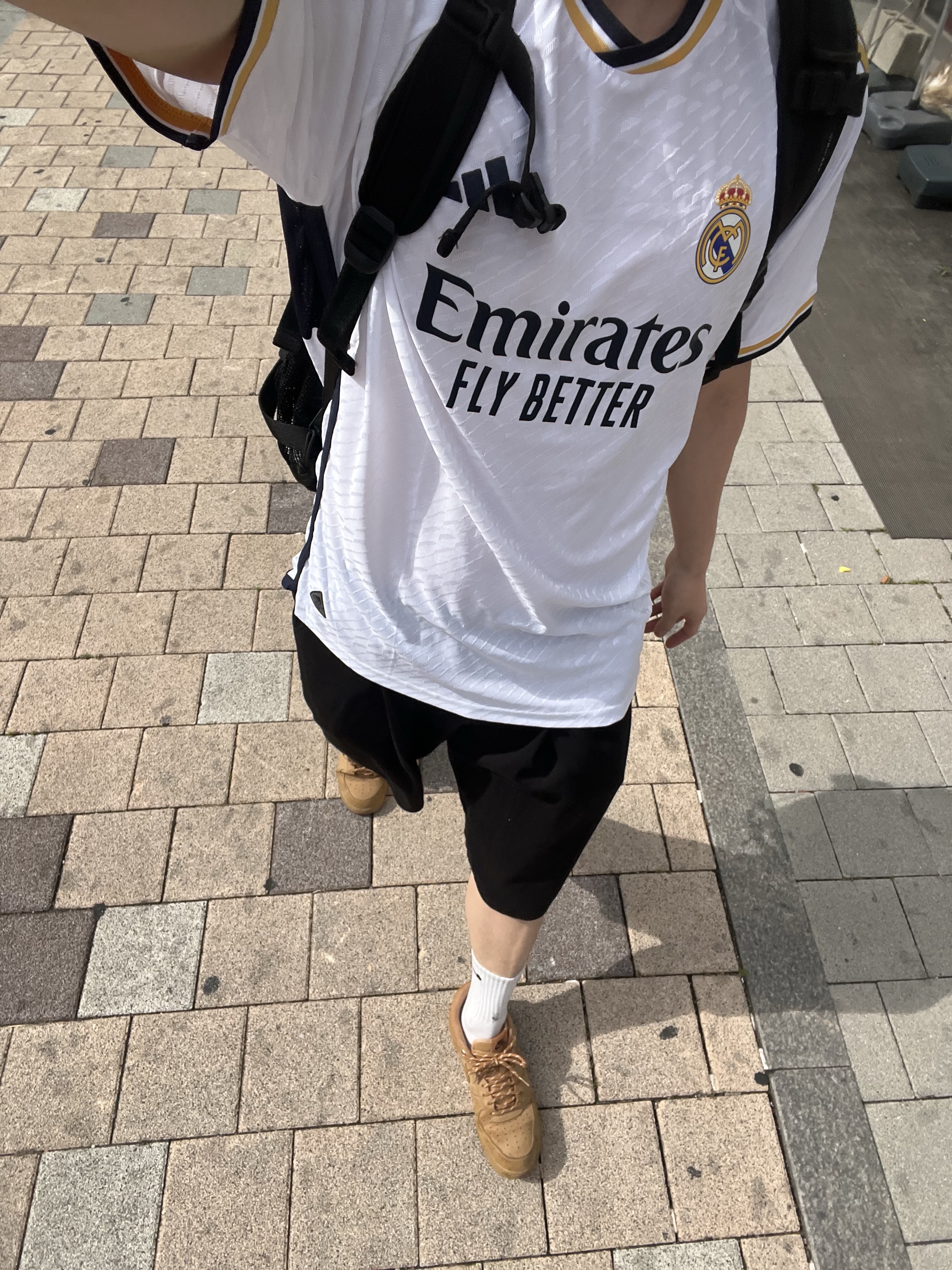 Adidas Real Madrid 2023/24 Home Jersey White - US Sizing (Non Marking Ver.), Adidas Real Madrid 2023/24 Home Jersey White - KR Sizing (Non Marking Ver.) 착용 스타일 - 1