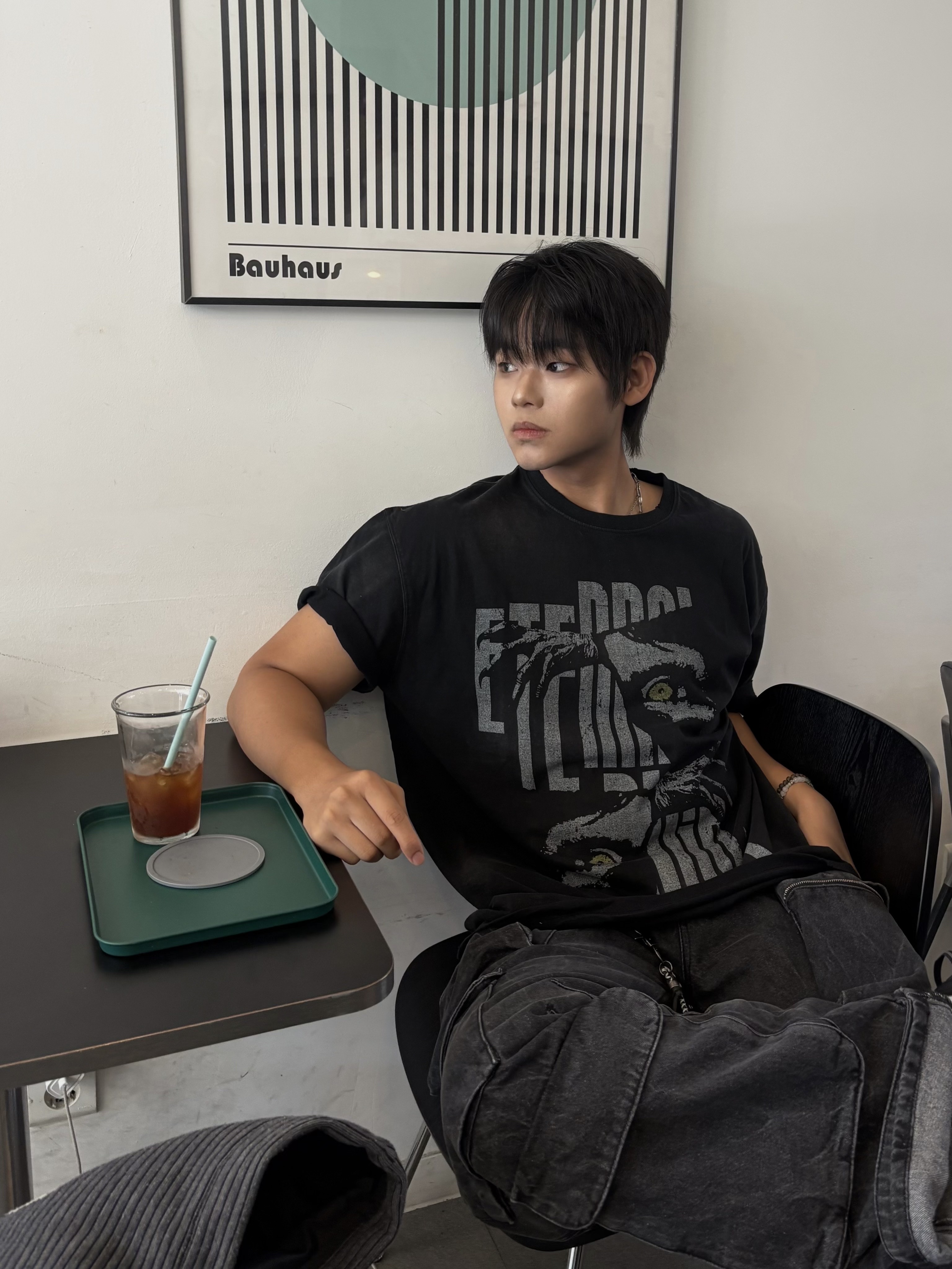 Undermycar POC Eternal Nightfall Vintage Washed T-Shirts Black, Undermycar POC Loose Nerves Vintage Washed T-Shirts Black 착용 스타일 - 8