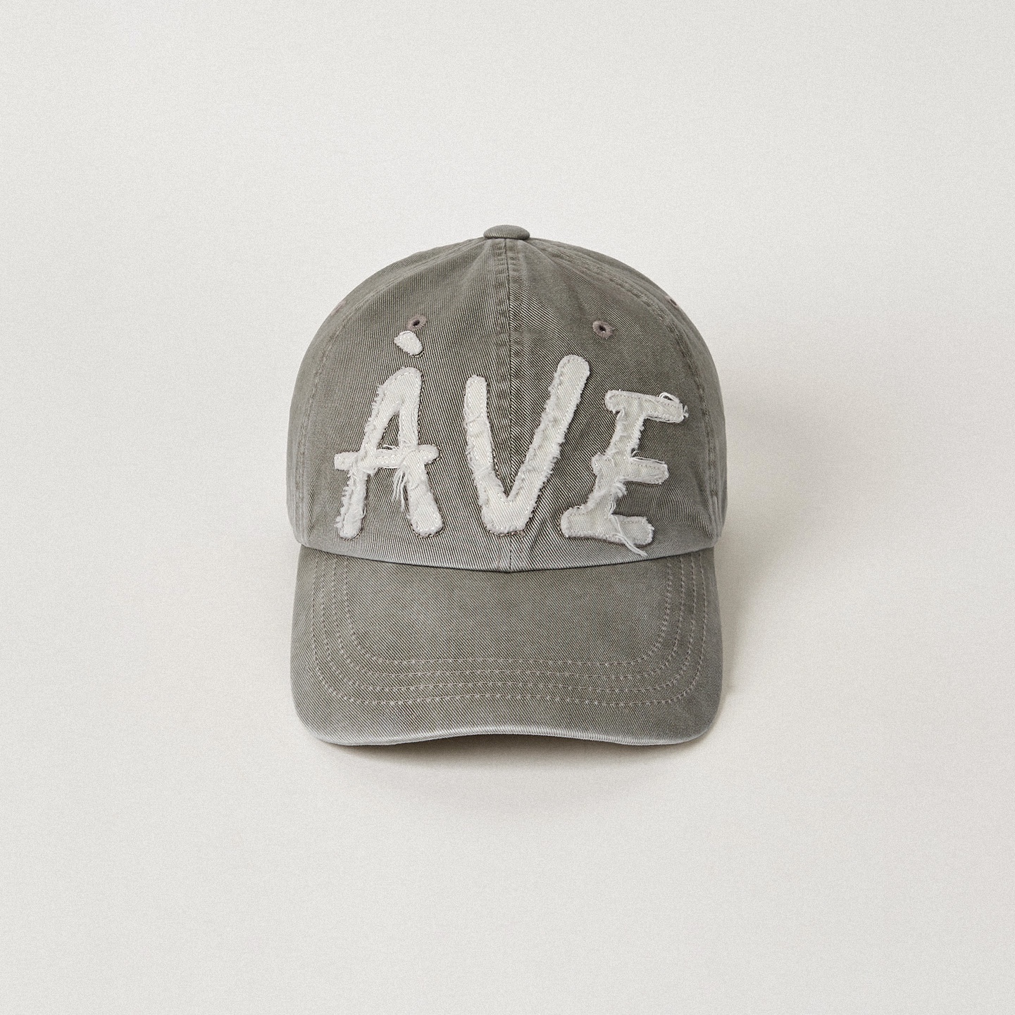 Aviemuah Applique Vintage Cap Khaki 착용 스타일 - 1