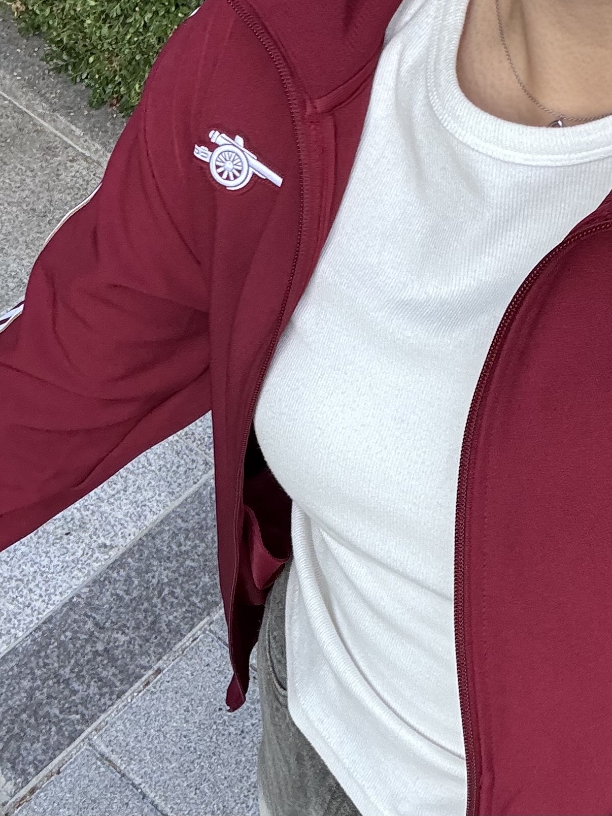 Adidas Arsenal Terrace Icon Track Top Team Coll Burgundy 2 - US Sizing 착용 스타일 - 2