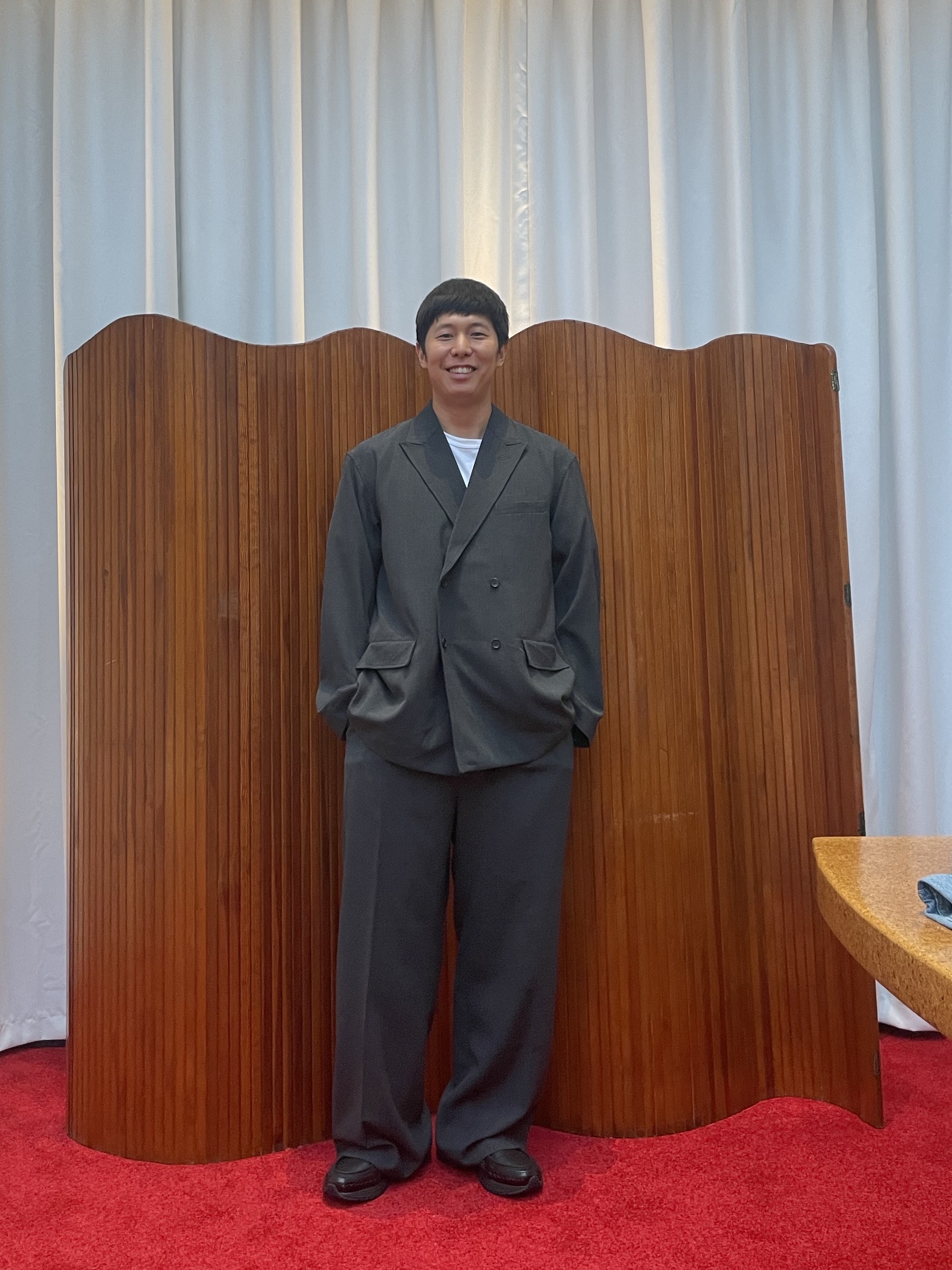 AKRYL Flex Double Breasted Jacket Charcoal - 26FW, AKRYL Flex Trousers Charcoal - 26FW 착용 스타일