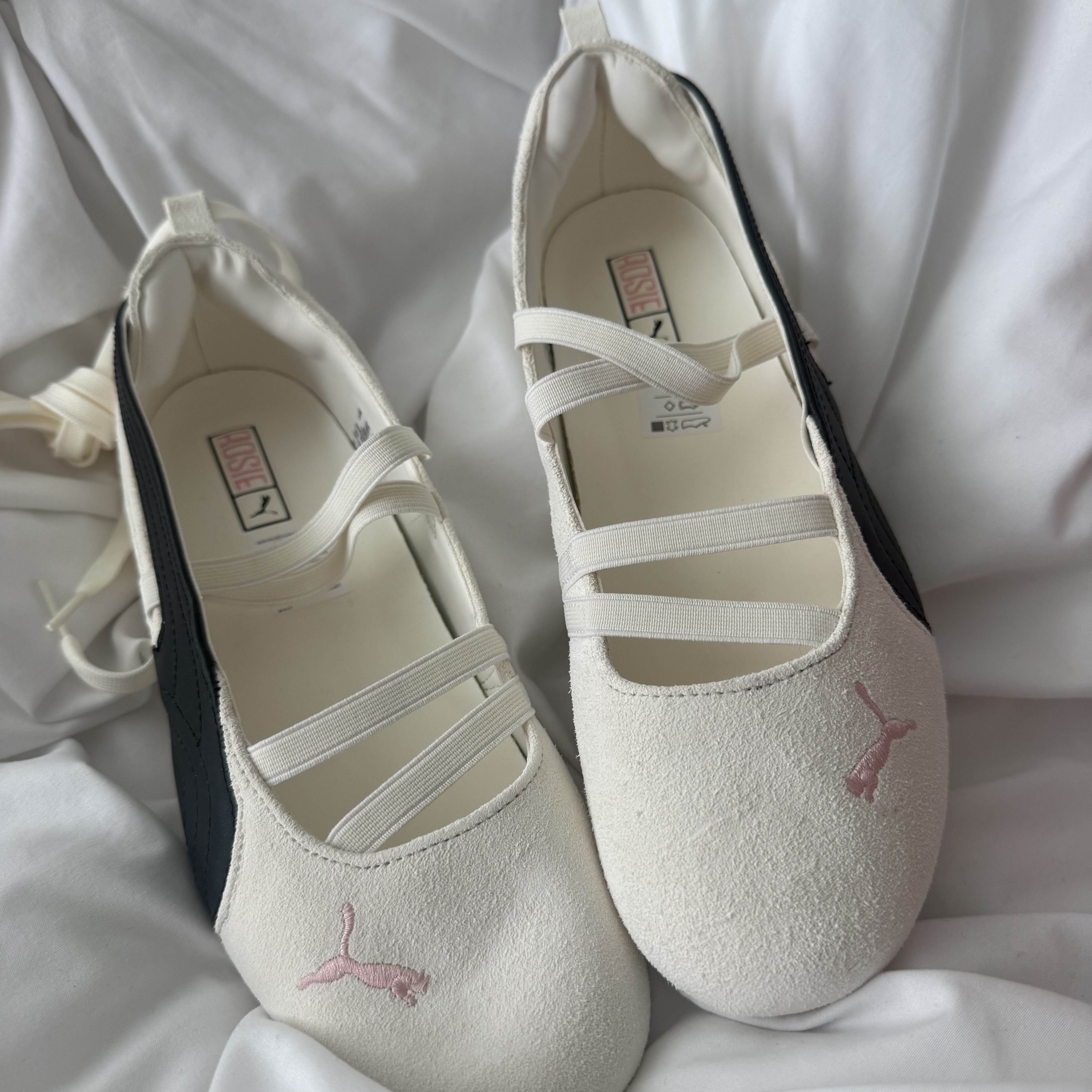 (W) Puma x Rosé Speedcat Ballet SD Warm White Black 착용 스타일 - 1