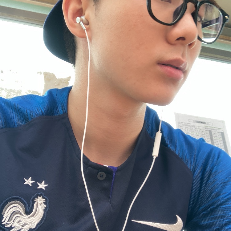 Nike Korea 2023/24 Dri-Fit Stadium Away Replica Jersey Black Pink Glow - Asia (Non Marking Ver.), Adidas Spain 2026 Away Jersey Off White - KR Sizing (Non Marking Ver.) 착용 스타일 - 5
