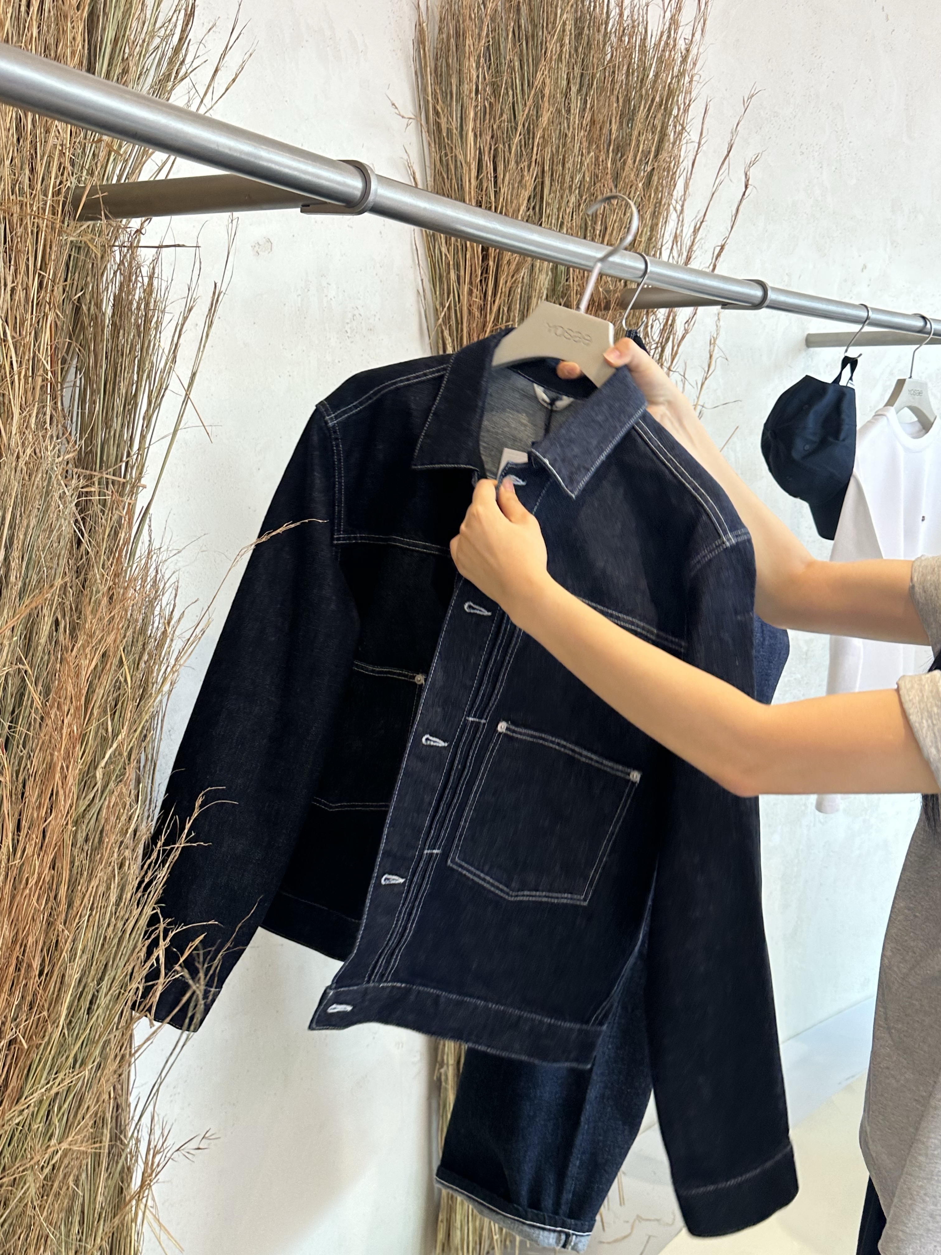 AKRYL Denim Boxy Jacket One Wash - 26FW, AKRYL Denim Boxy Pants One Wash - 26FW 착용 스타일 - 4