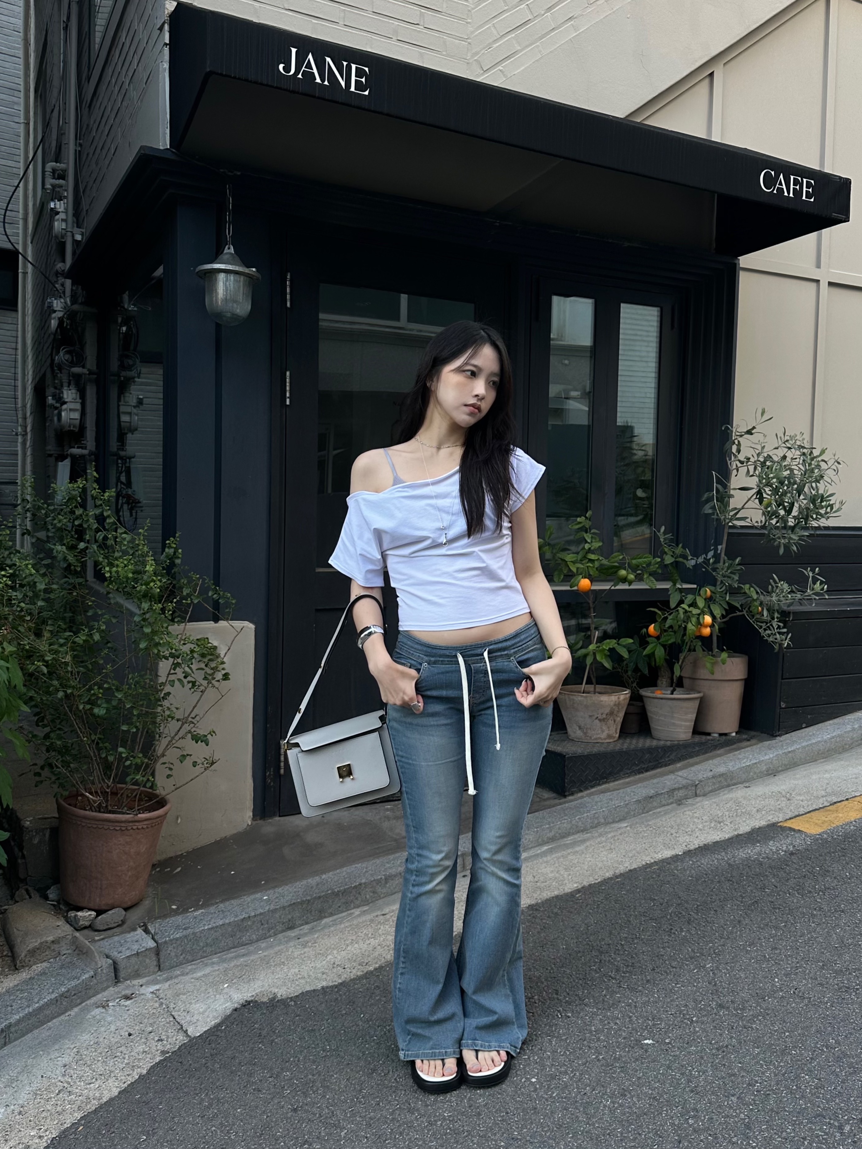 Marni Saffiano Medium Trunk Bag Grey, Marni Calfskin Medium Trunk Bag Grey ์ฐฉ์ฉ ์คํ์ผ - 1