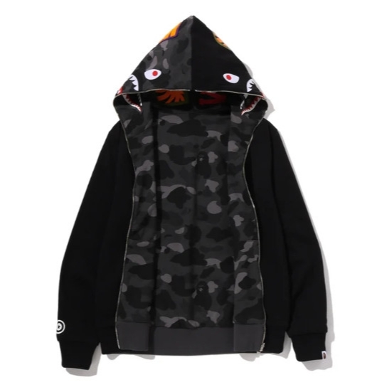 BAPE Color Camo Reversible Shark Full Zip Hoodie Black 착용 스타일 - 2