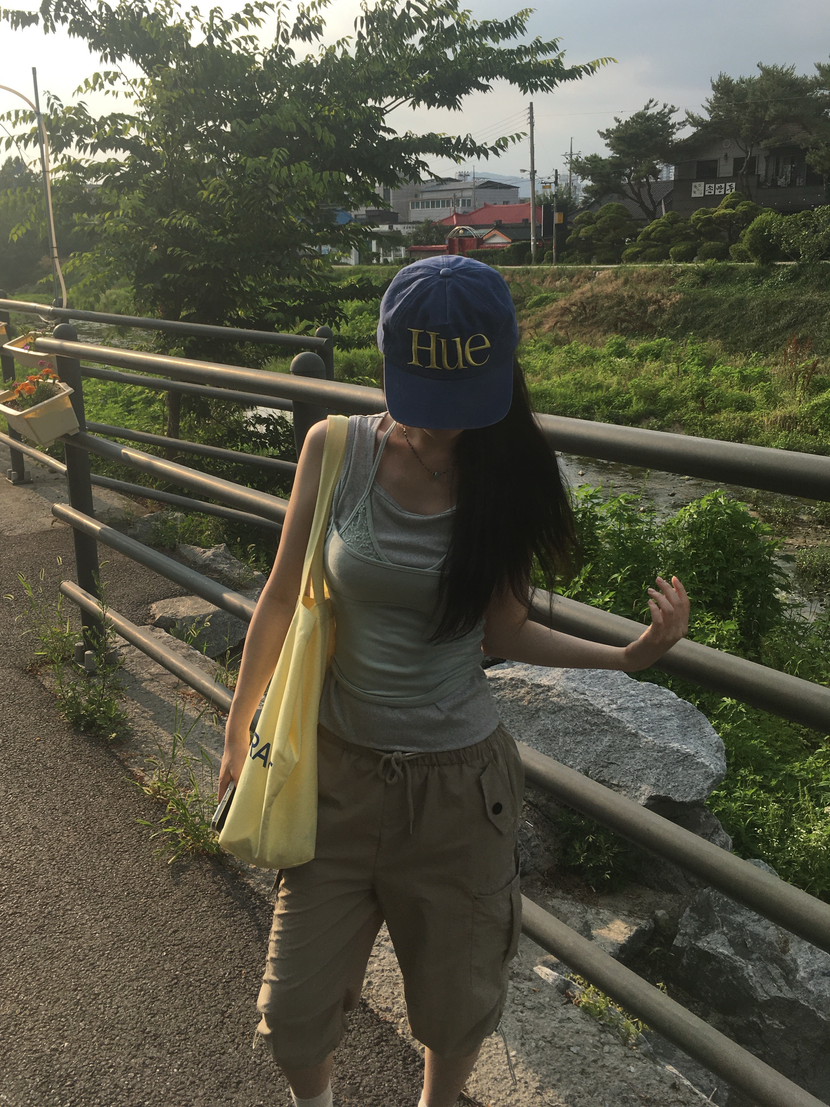 noun Easeful Tote Bag Lemon 착용 스타일 - 5