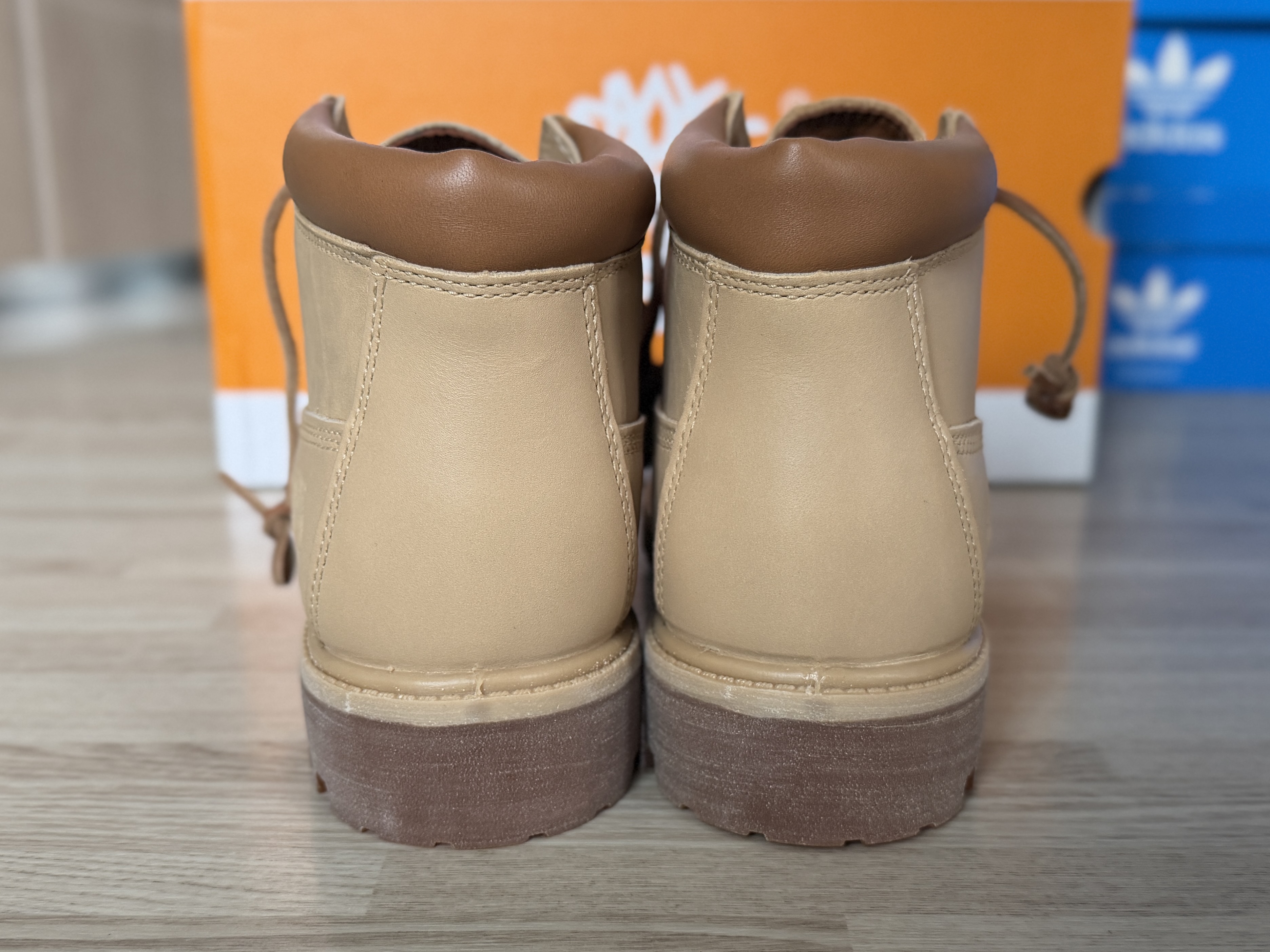 Timberland 6 Inch Lace Up Waterproof Boots Beige - Wide 착용 스타일 - 4