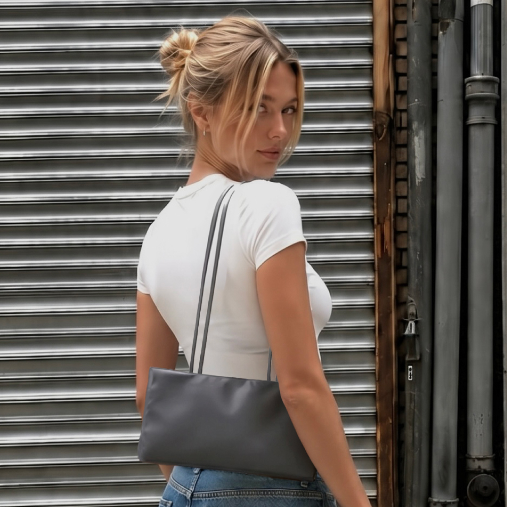하아카아이브 실키 이스트 숄더백 차콜 그레이(Hah Archiv Silky East Shoulder Bag Charcoal Grey) - 2