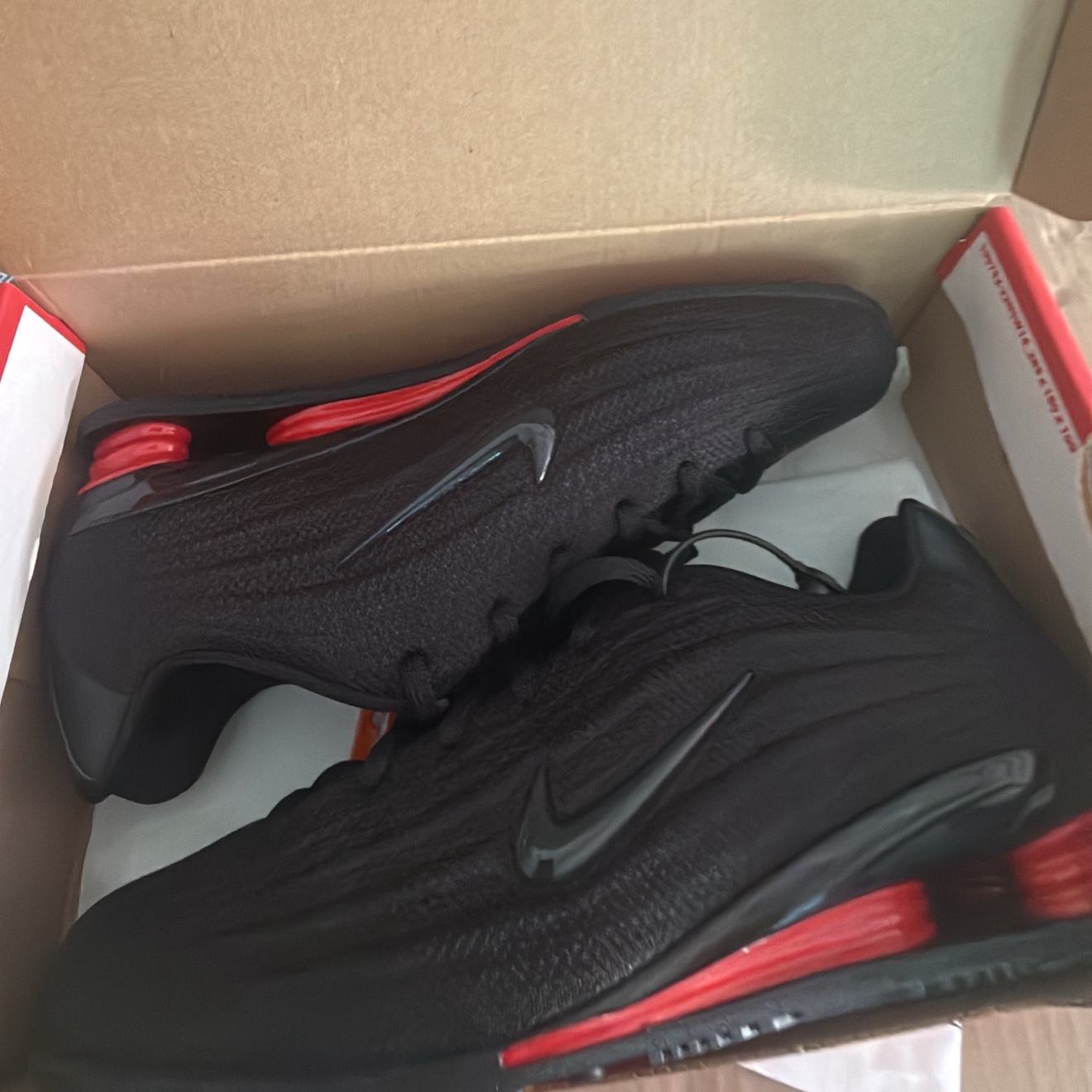 (W) Nike Shox Z Black University Red 착용 스타일