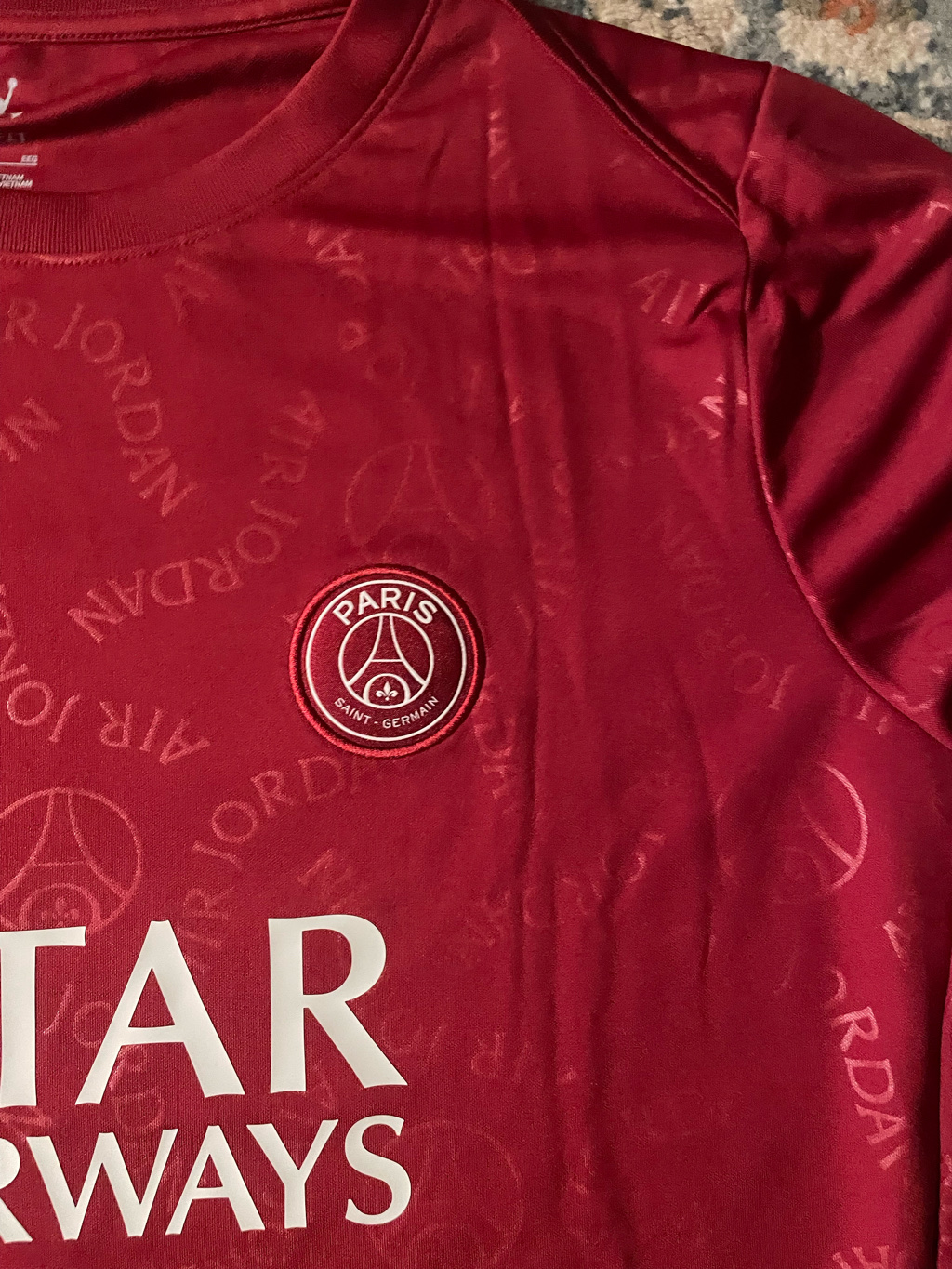 Jordan x Paris Saint-Germain Academy Pro Fourth Dri-Fit Football Pre-Match Top Wings Jordan Red Phantom (Non Marking Ver.) 착용 스타일 - 3