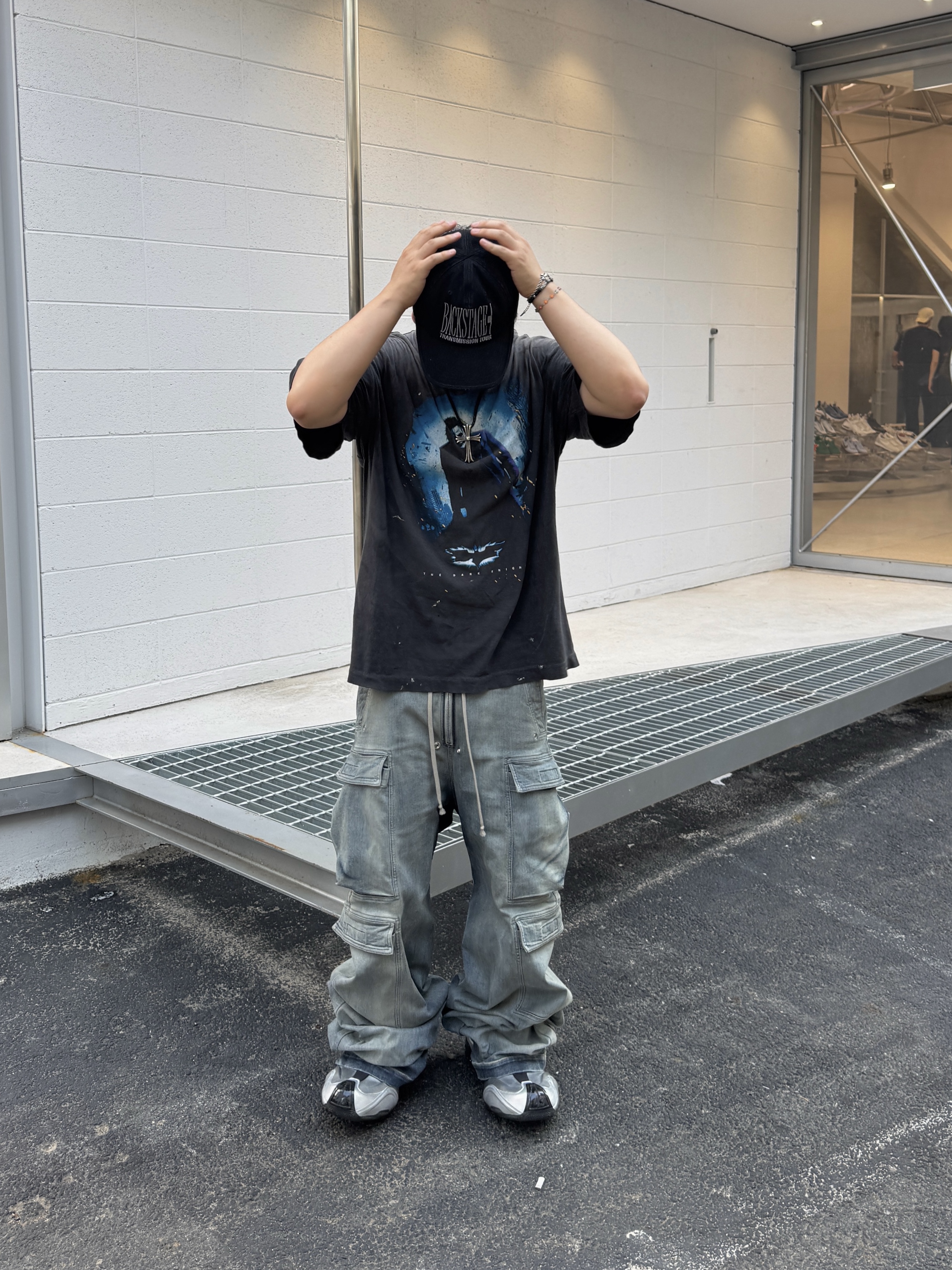 Saint Mxxxxxx x The Dark Knight Darknight S/S T-Shirt Black - 25SS 착용 스타일