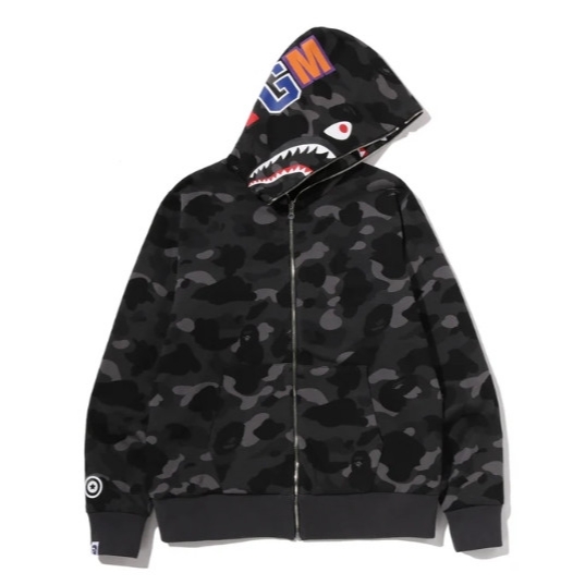 BAPE Color Camo Reversible Shark Full Zip Hoodie Black 착용 스타일 - 3