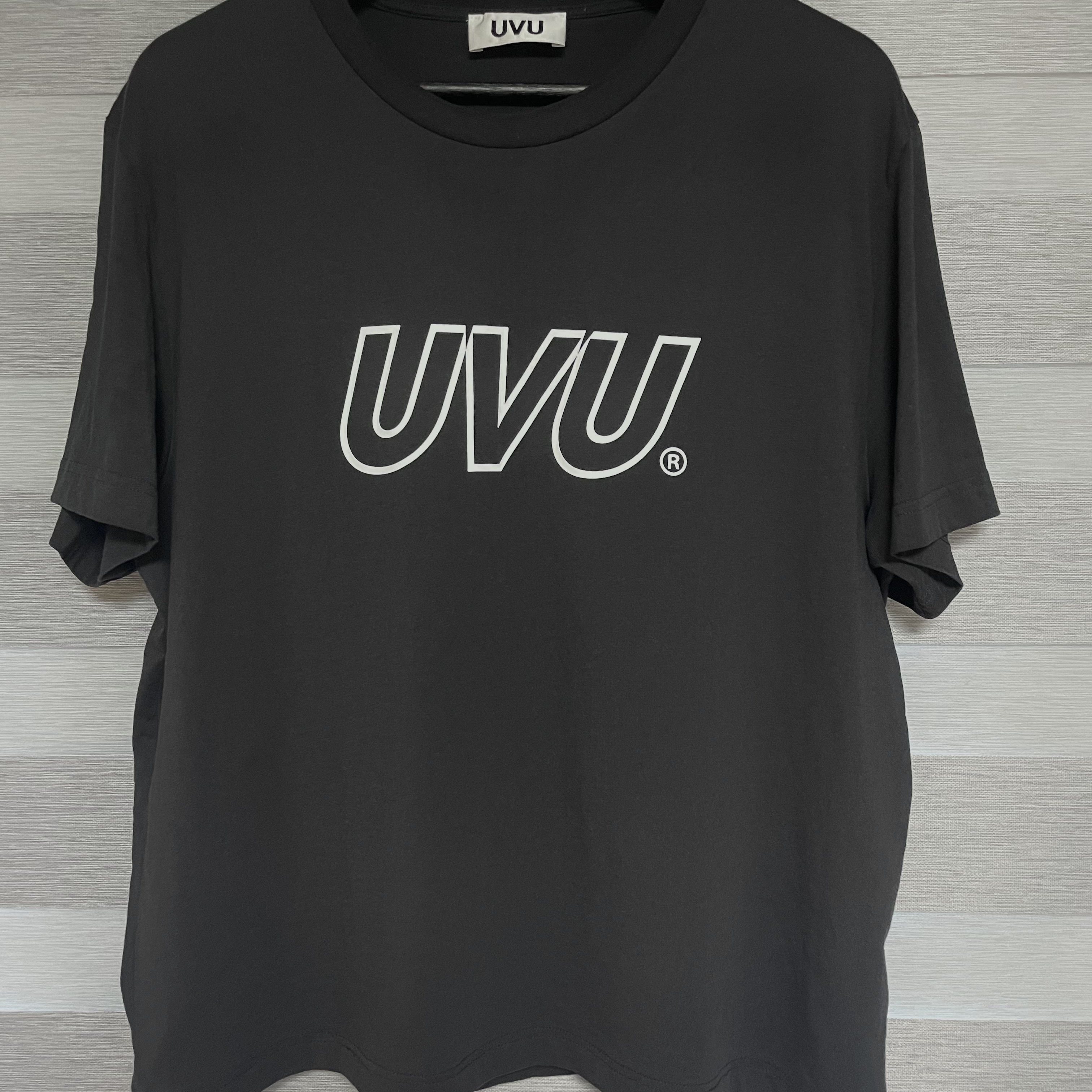 UVU Outline T-Shirt Washed Black 착용 스타일