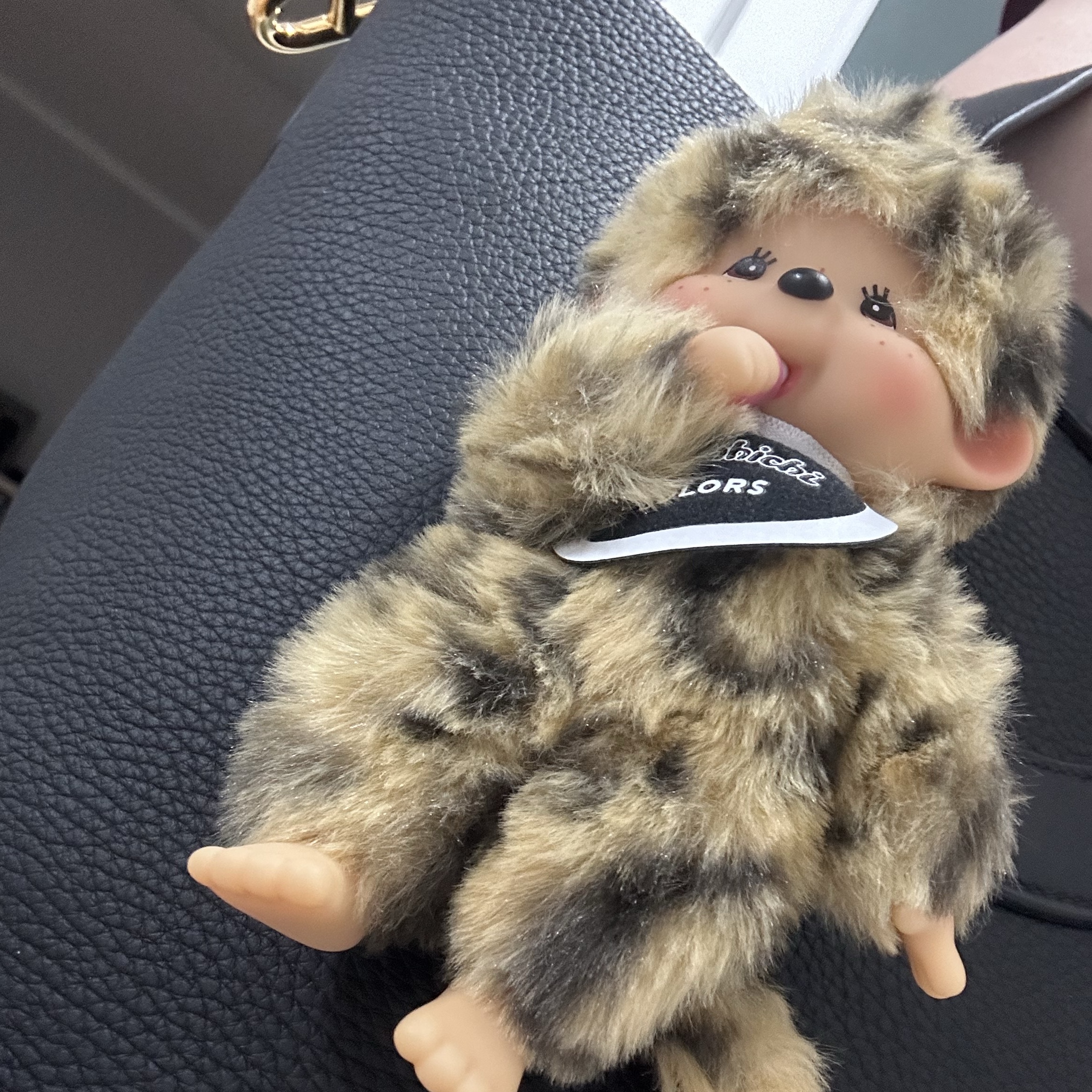 Monchhichi Colors Keychain Leopard Print 착용 스타일