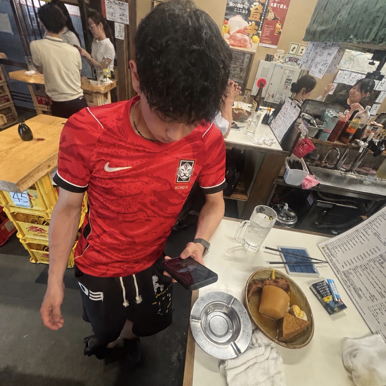 Nike Korea 2026 Stadium Home Dri-Fit Soccer Replica Jersey Global Red Black (Non Marking Ver.), Nike Shox R4 Black Bright Crimson 착용 스타일