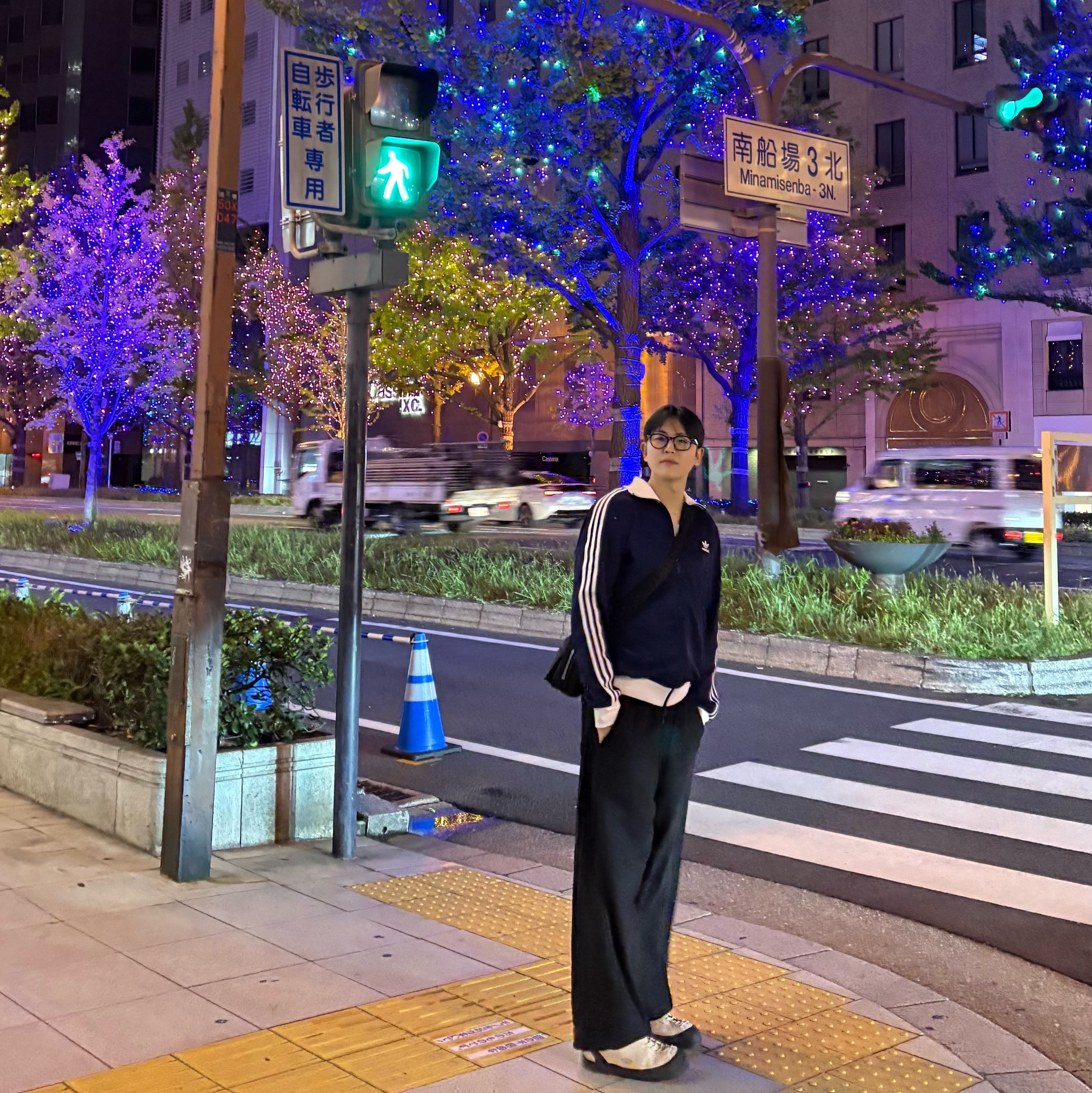 Porter All New Tanker Sling Bag Zip Black, Keen Jasper Rocks SP Sneaker Birch Black 착용 스타일 - 1