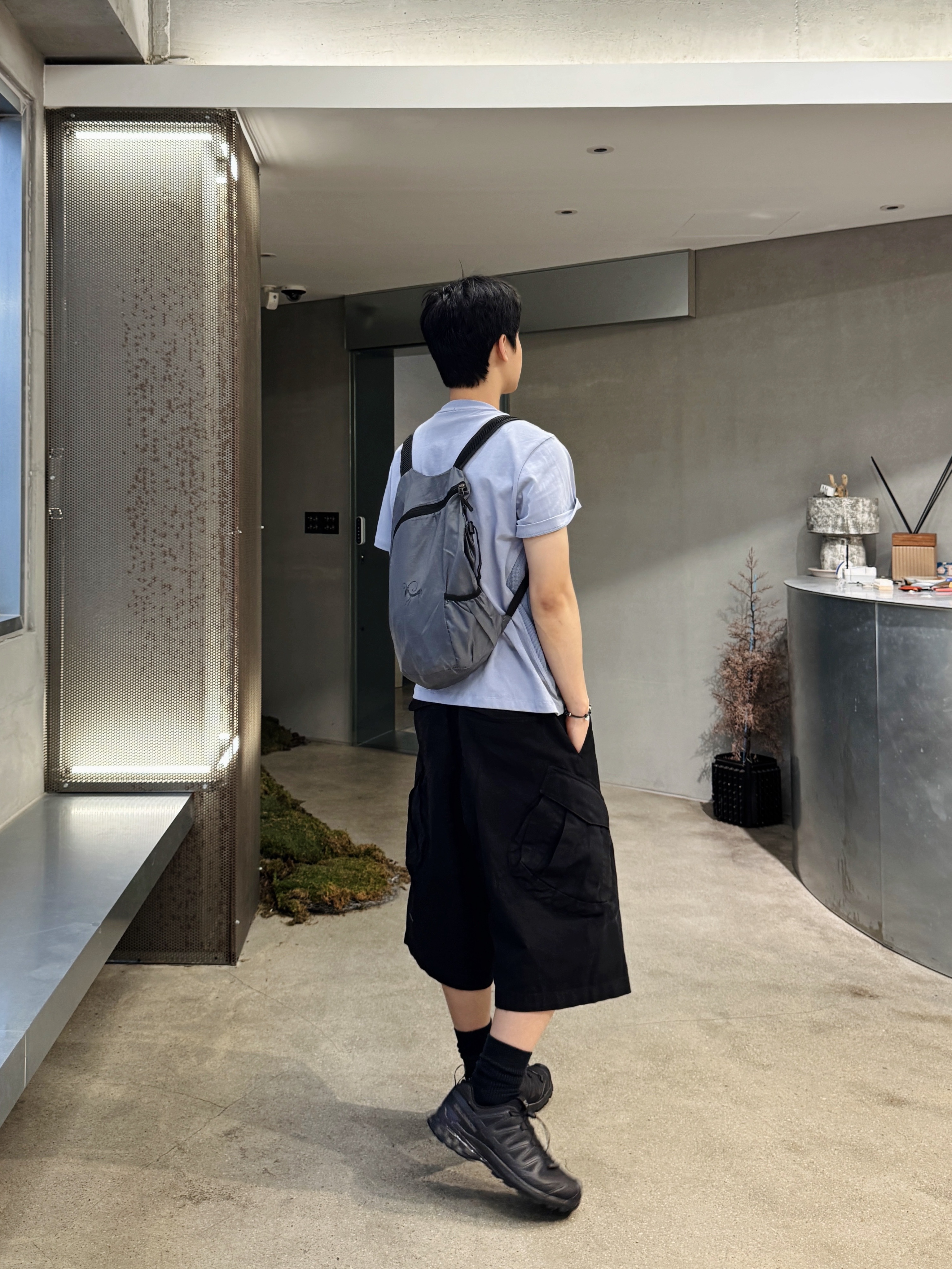 Sansan Gear Capri Pants Black_26SS, Salomon XA Pro 3D V9 Gore-Tex Wide Black Phantom 착용 스타일 - 1
