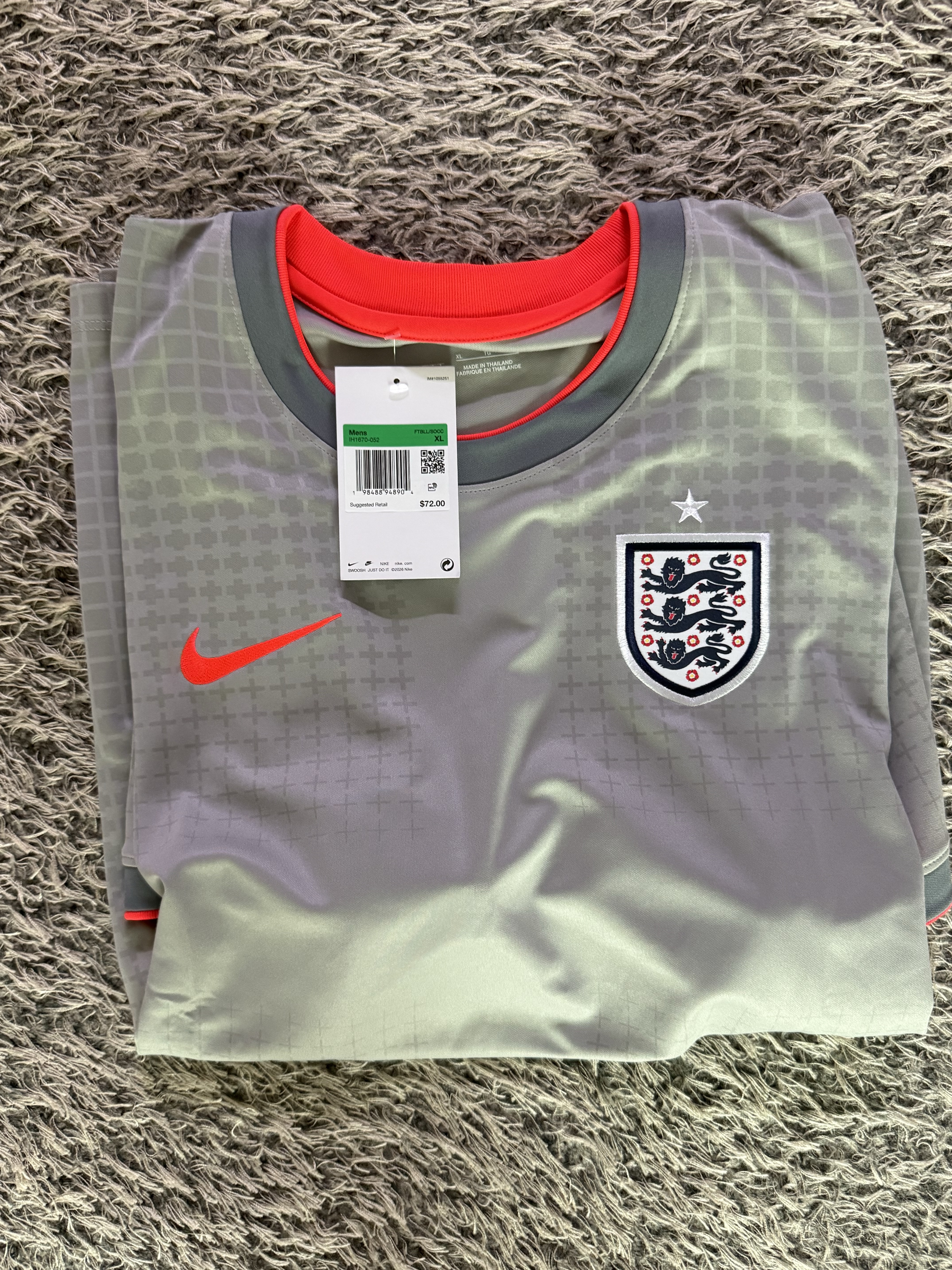 Palace x Nike England Academy Pro Short-Sleeve Football Top Pewter Grey Bright Crimson Bright Crimson 착용 스타일