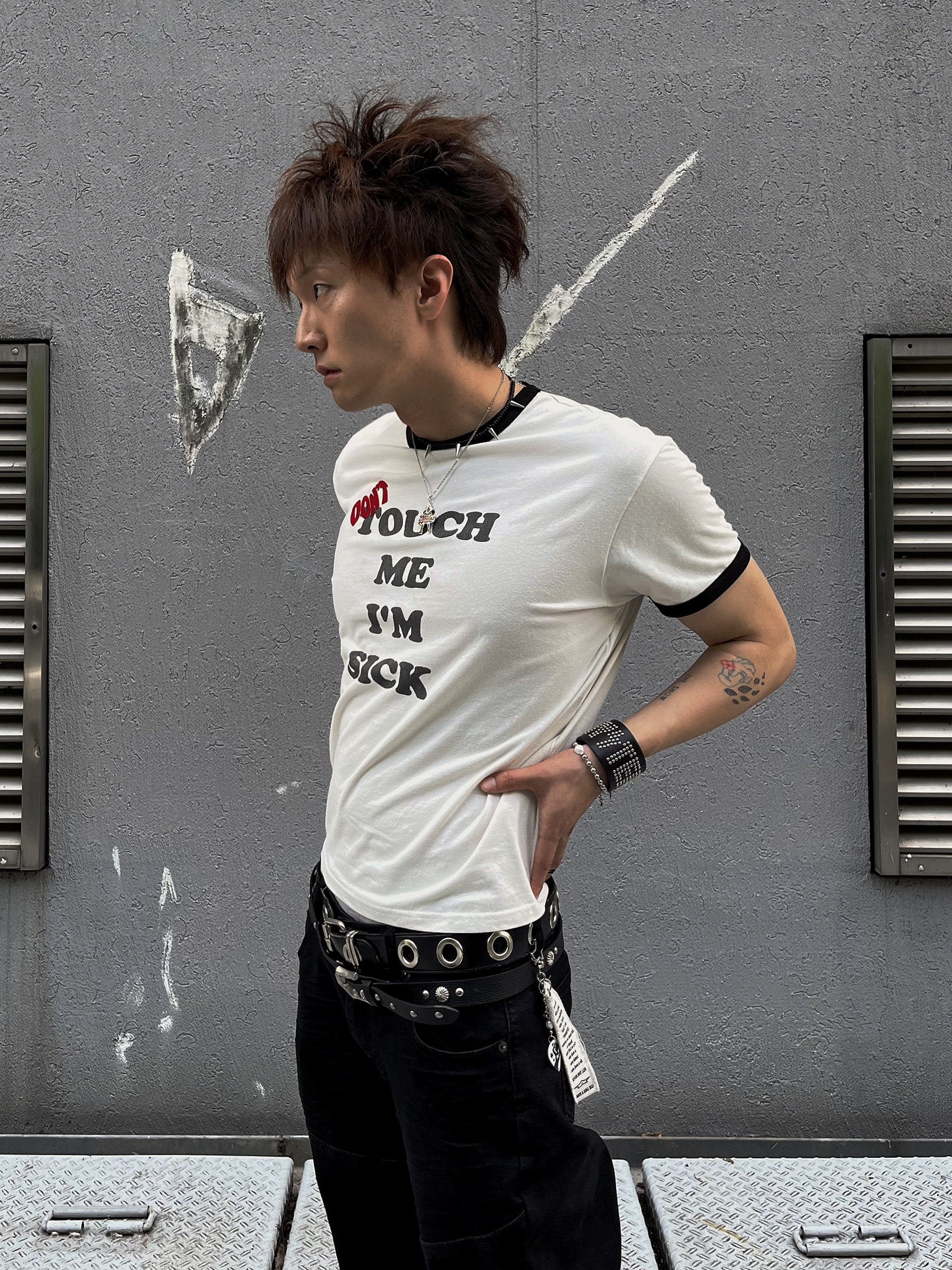 Hysteric Glamour Vixen Girl Necklace Silver 착용 스타일 - 1