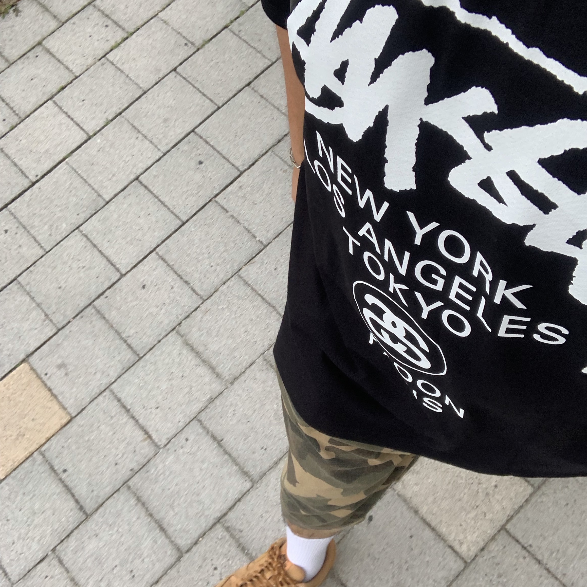 SLOW RECORD HOUSE Carpenter Bermuda Wide Camo Pants Vintage Green, Nike Air Force 1 '07 WB Flax 착용 스타일