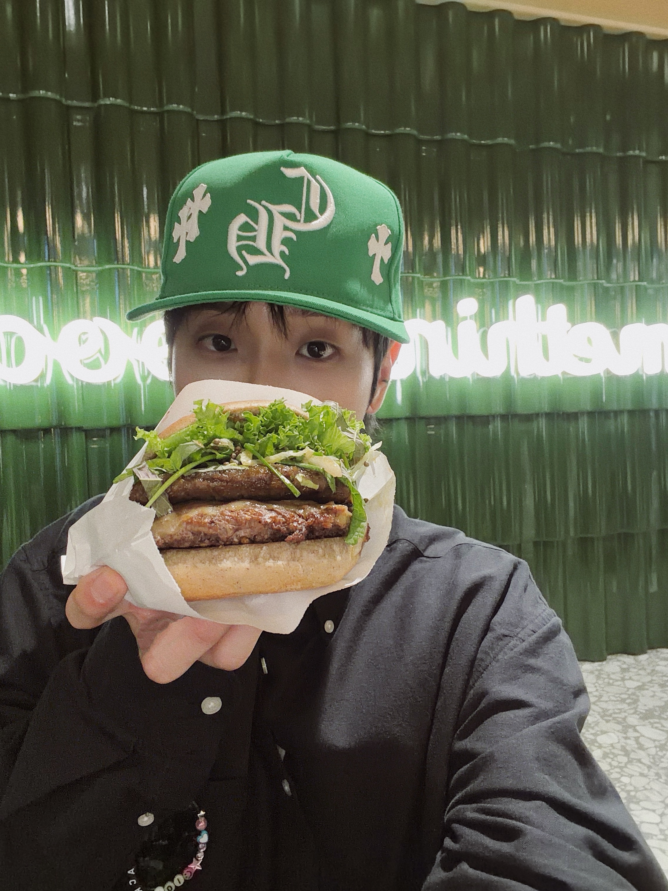 Chrome Hearts Cross Patch Baseball Hat Green, Nonnod Patina Double Knee Pants Faded Black 착용 스타일 - 2