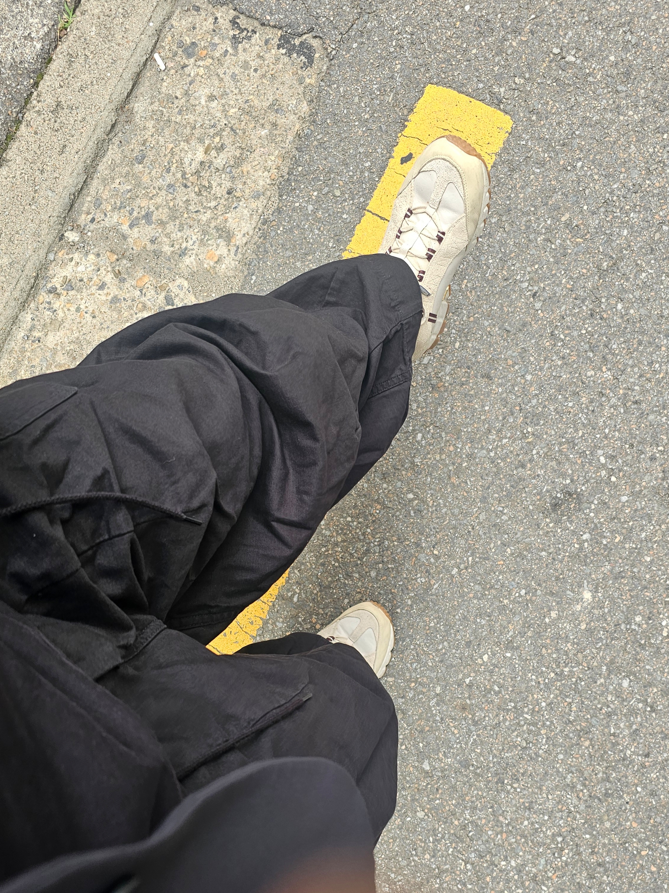 Nike x Jacquemus Air Humara LX Light Bone and Gold 착용 스타일