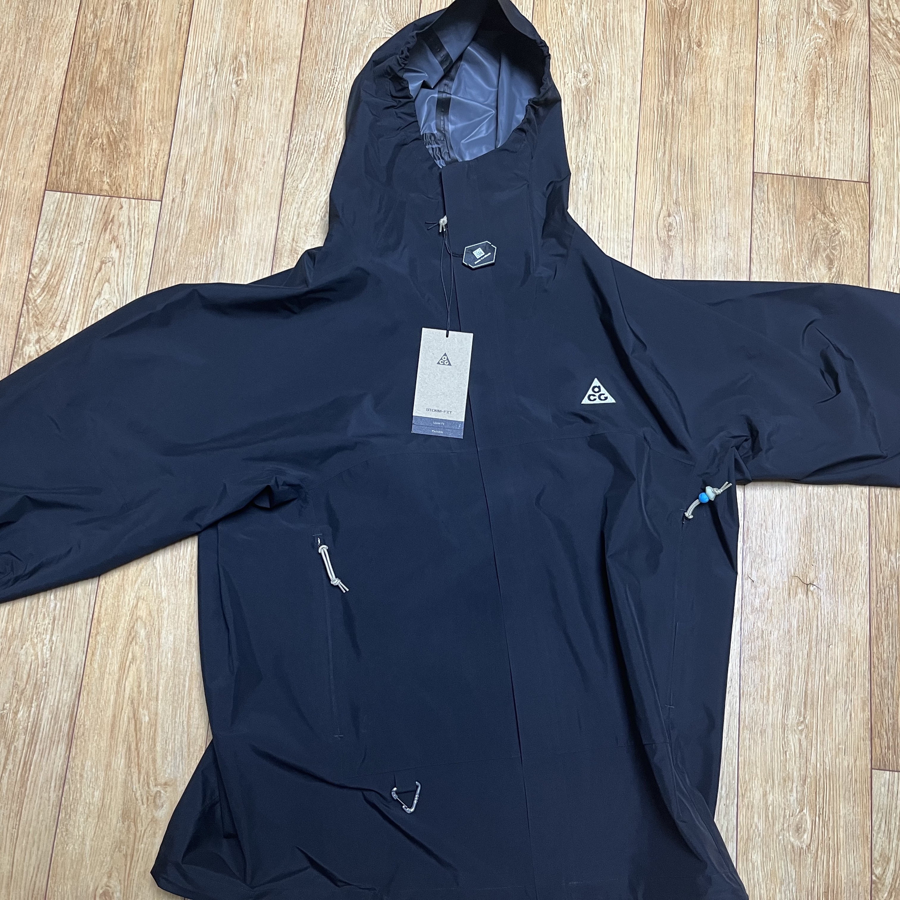 Nike ACG Storm-Fit ADV Cascade Rains Full Zip Jacket Black - Asia 착용 스타일