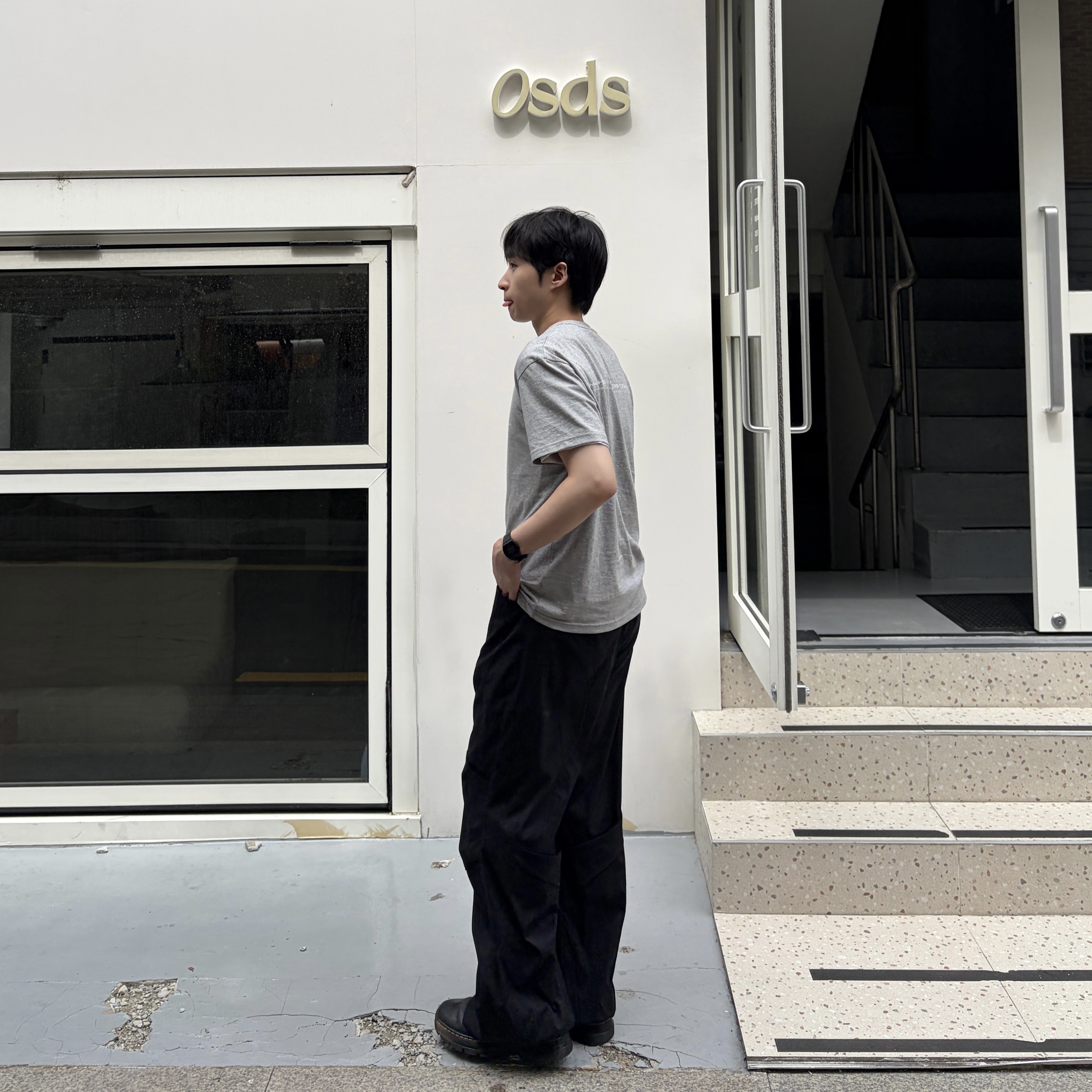Xlim EP.9 01 Trousers Black 착용 스타일