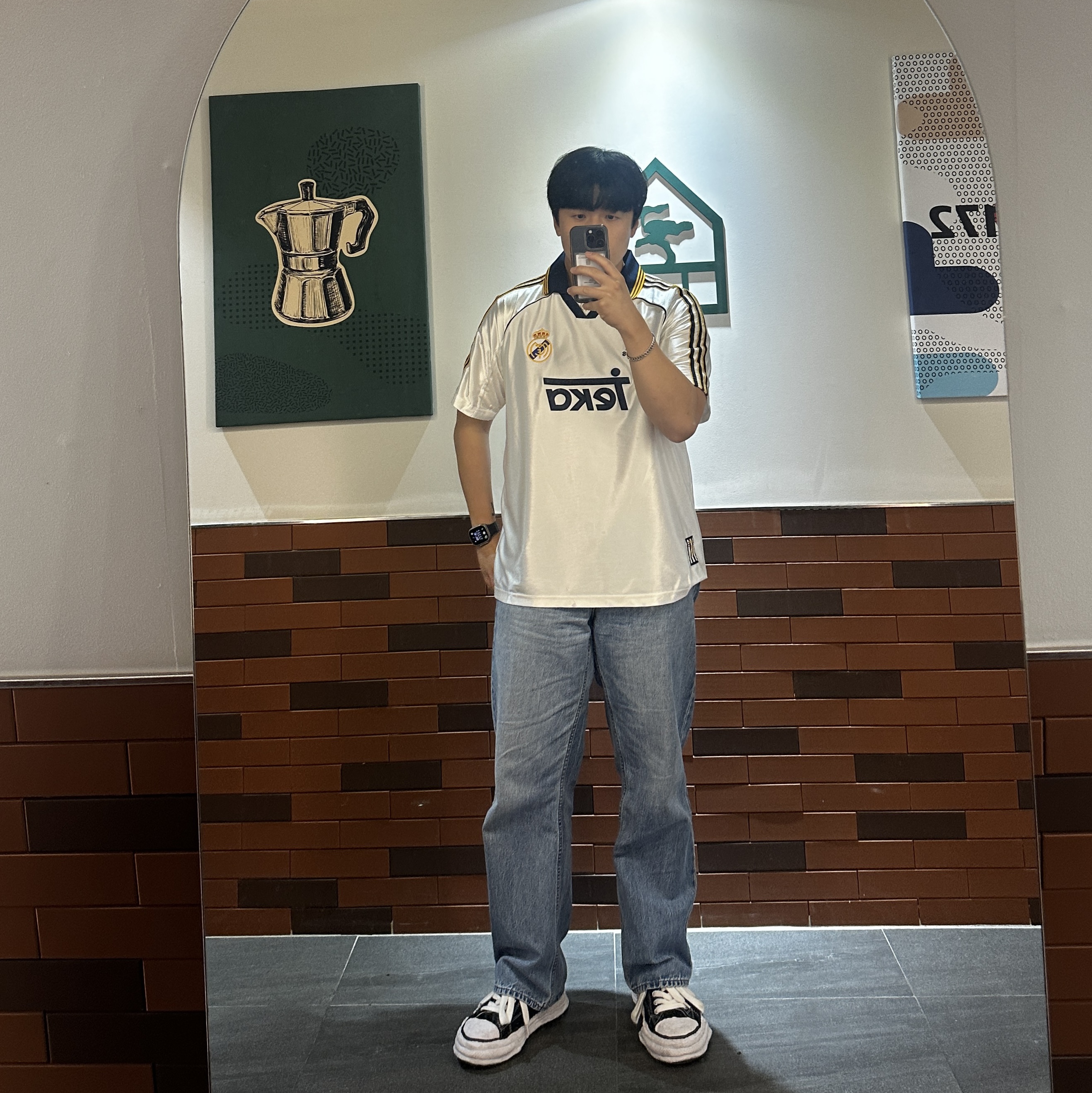 Adidas Real Madrid 99/00 Home Jersey White - KR Sizing (Non Marking Ver.), Maison Mihara Yasuhiro Peterson OG Sole Canvas Low Sneakers Black 착용 스타일