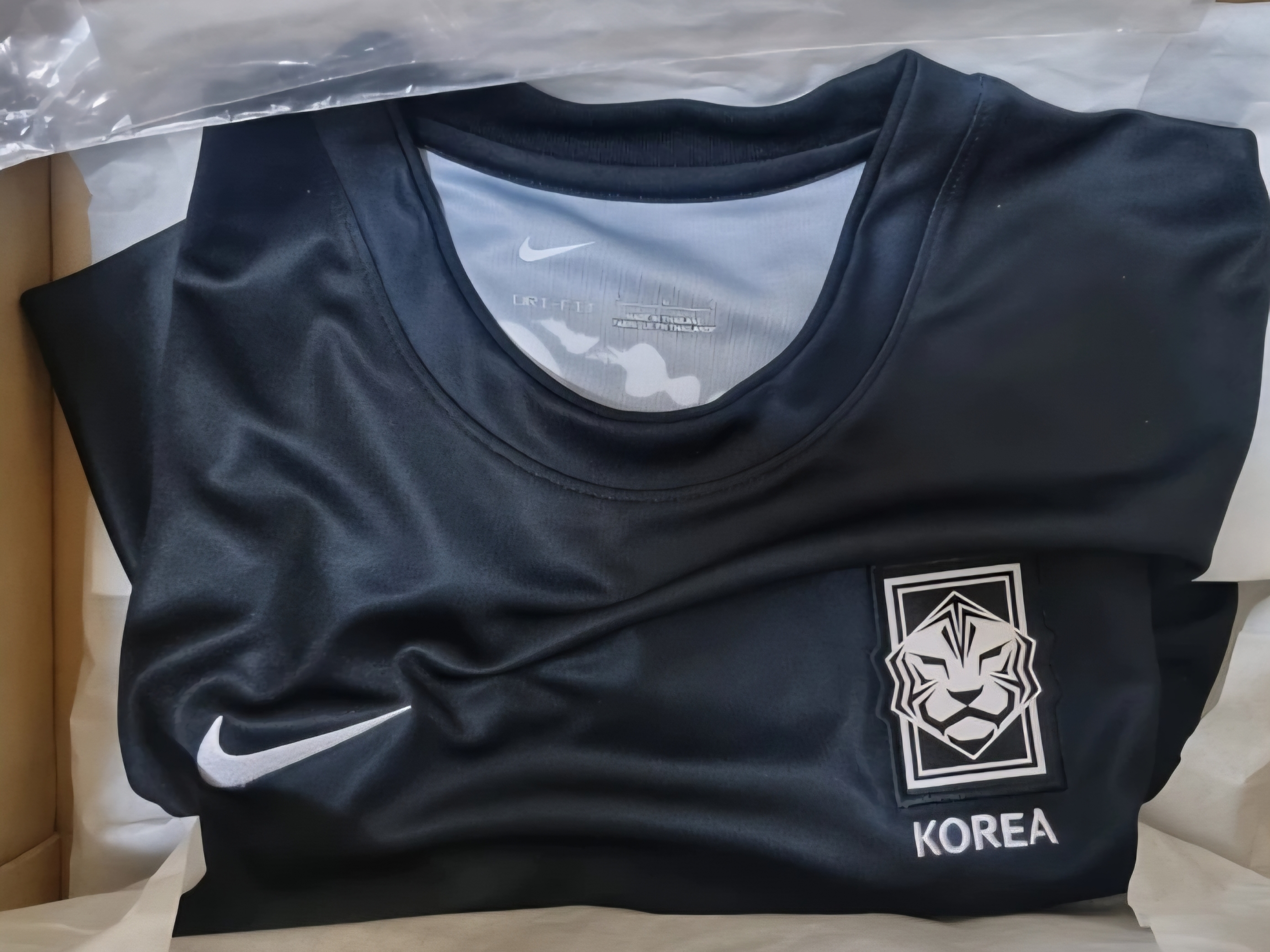 Nike x Peaceminusone Korea Academy Pro Short Sleeve Football Top Black (IU3867-010) 착용 스타일