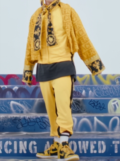 Nike Wu-Tang Clan Dunk High Black and Pollen 착용 스타일 - 4