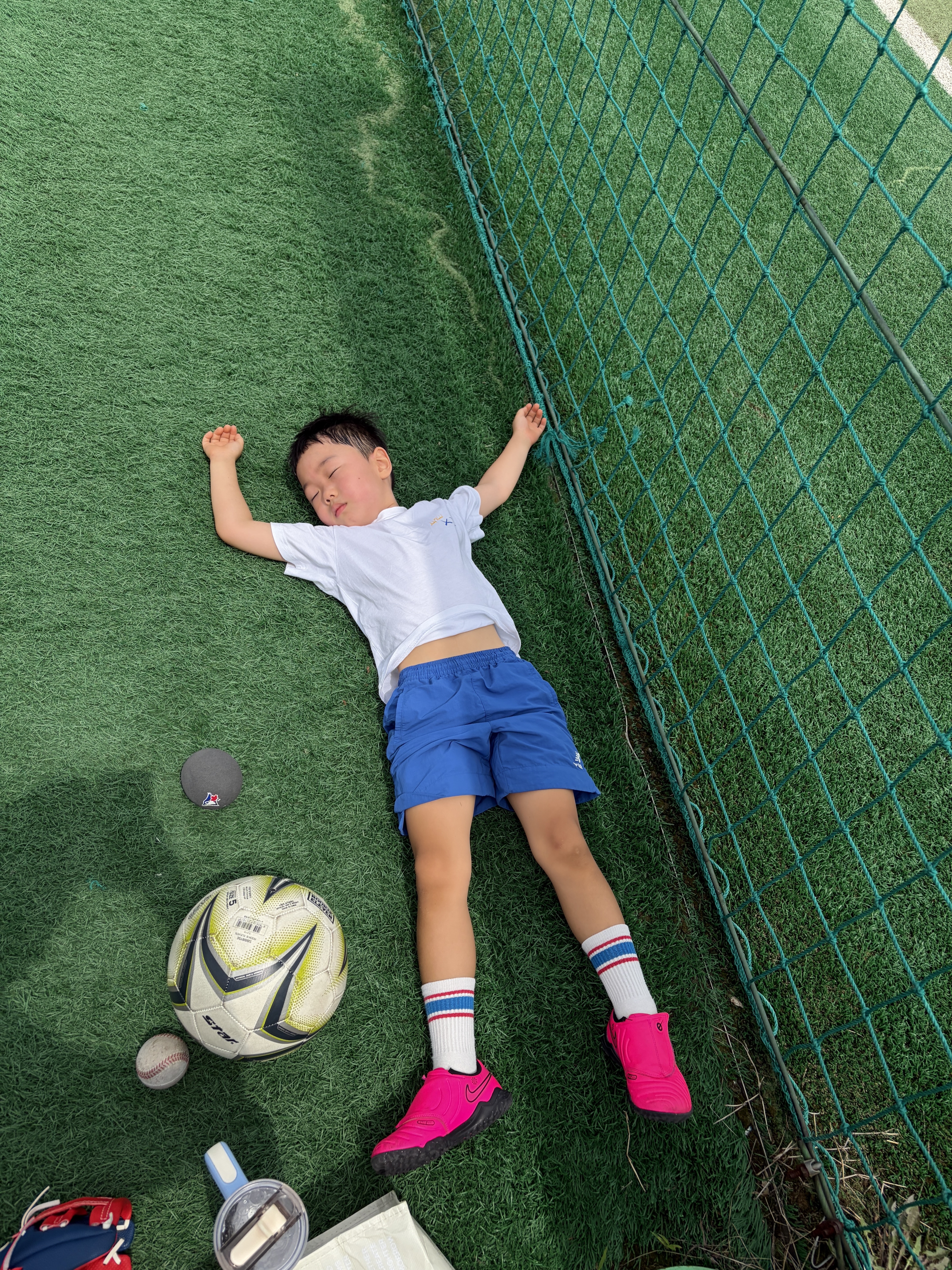 (PS) Nike Tiempo Legend 10 Club MG Fierce Pink Black, Stanley The Quencher H2.0 Flowstate Tumbler 887ml Cornflower Cabana Gloss 착용 스타일