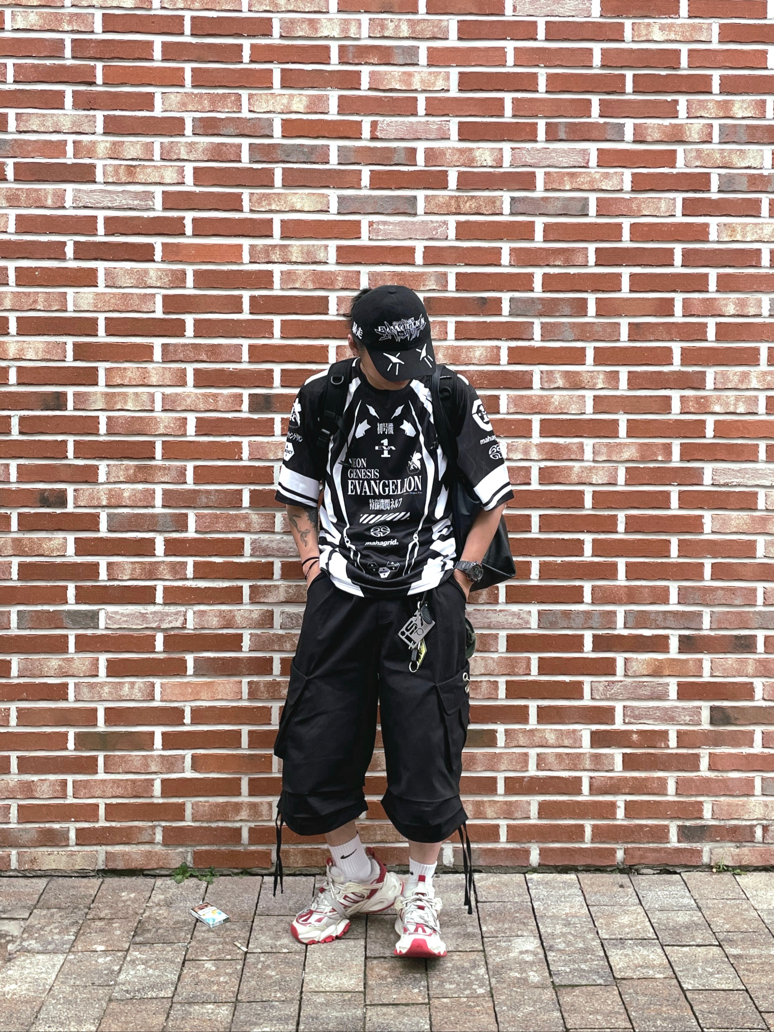 Mahagrid x Evangelion Eva-01 Motorcycle Jersey Black, Adidas Vento XLG Deluxe Sneakers White Red 착용 스타일 - 1