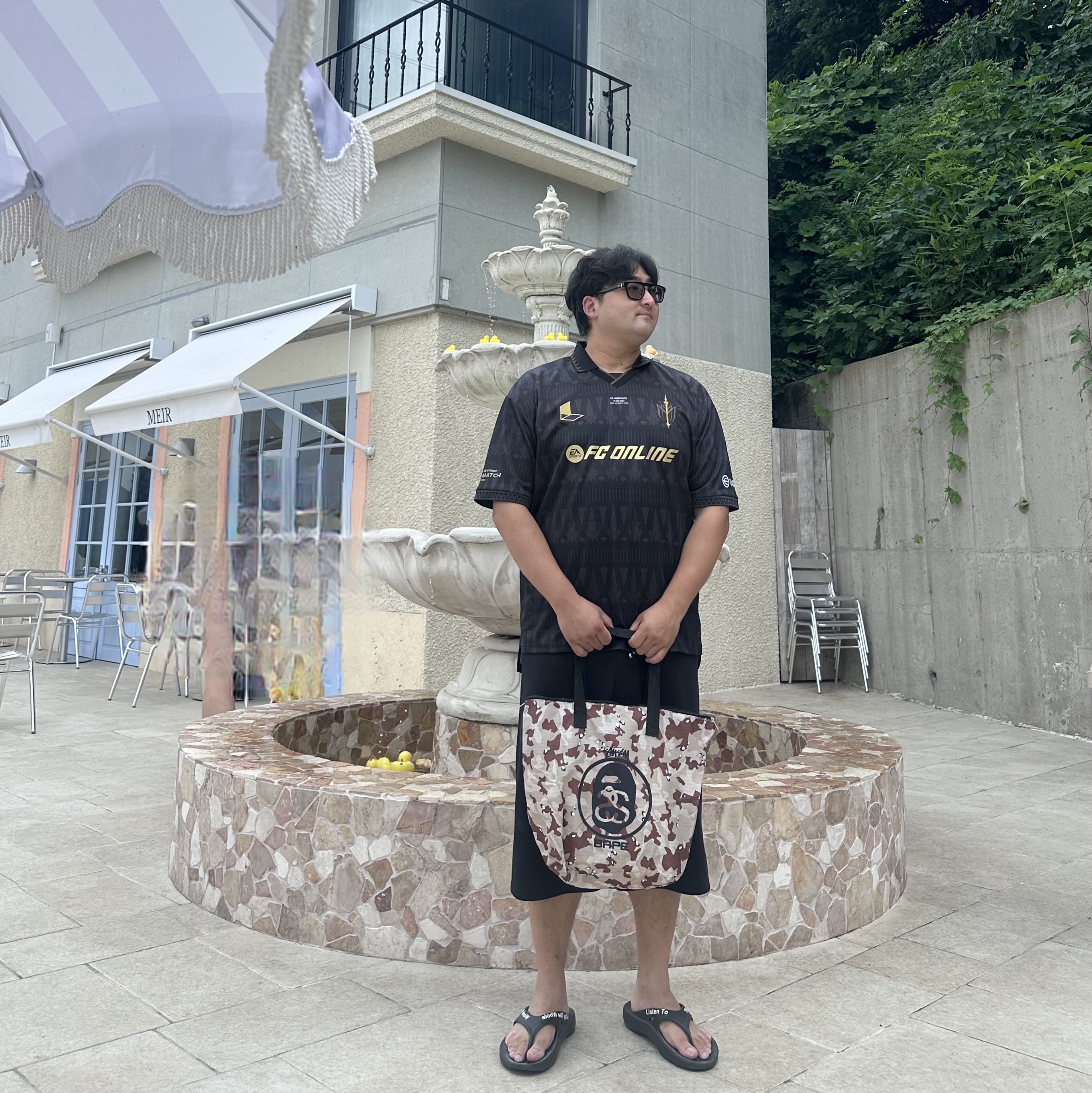 [PRE-ORDER] FC SPEAR Jersey Black 2XL (Marking), Oofos x Takahiromiyashita The Soloist The Day The Whole World Went Away Flip-Flop Black 착용 스타일 - 1