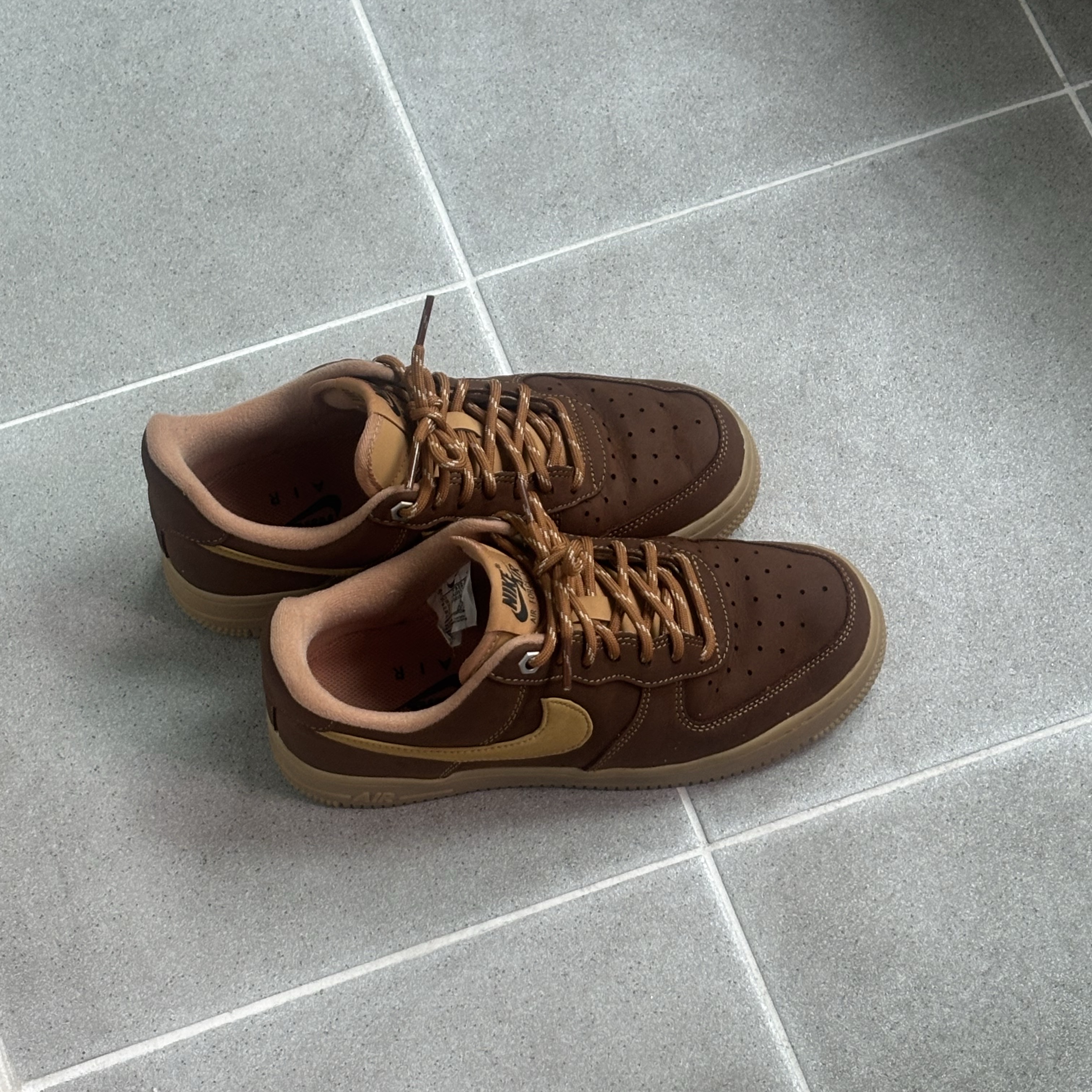 (W) Nike Air Force 1 '07 WB Flax Wheat 착용 스타일