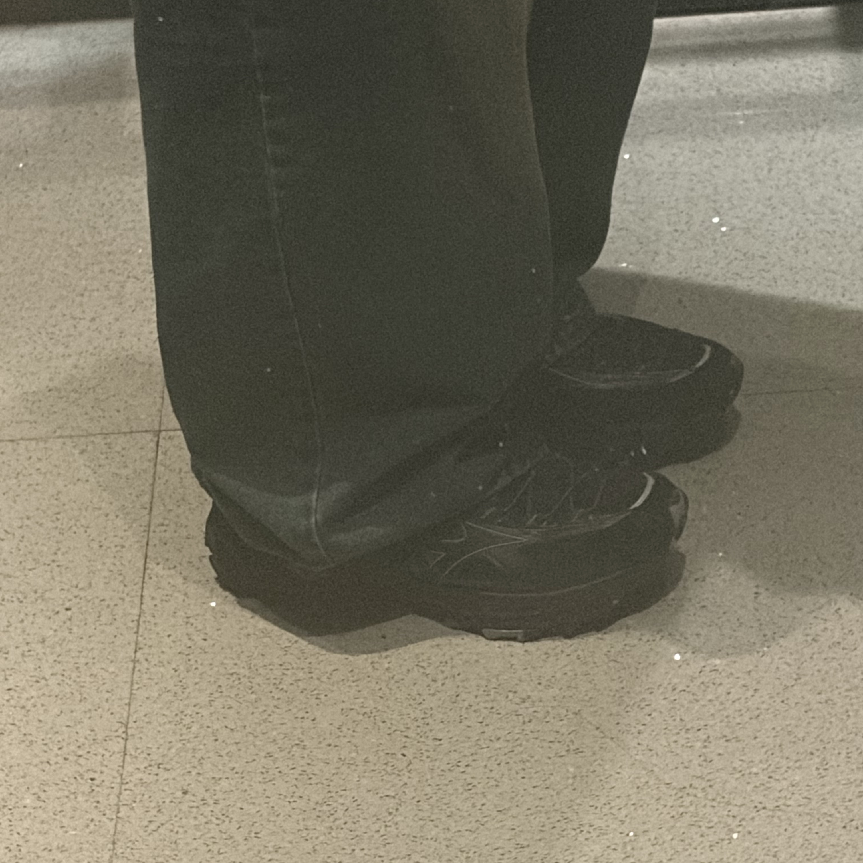 Mizuno Racer Trail SE V2 Black 착용 스타일