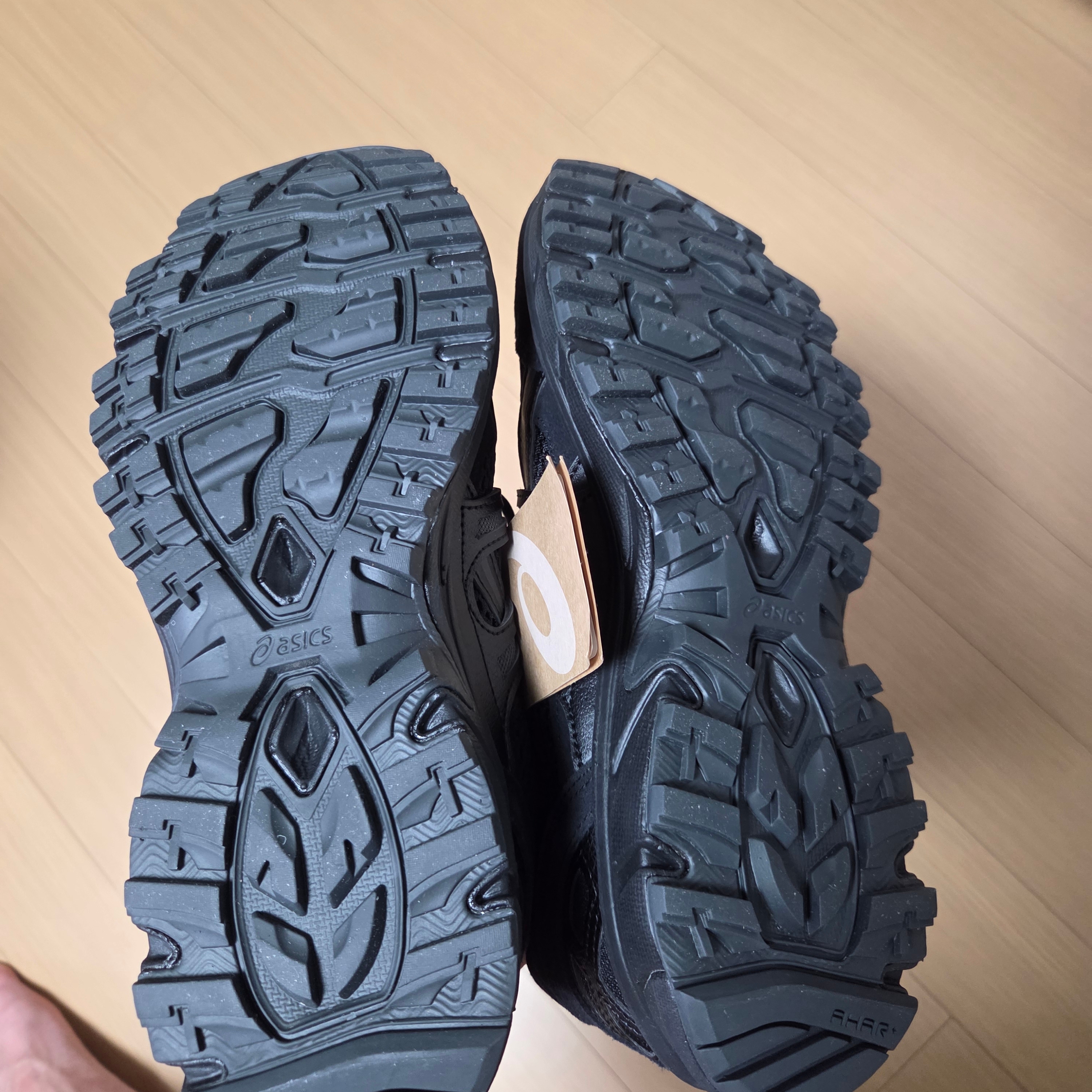 Asics Gel-Sonoma 15-50 Black 착용 스타일 - 4