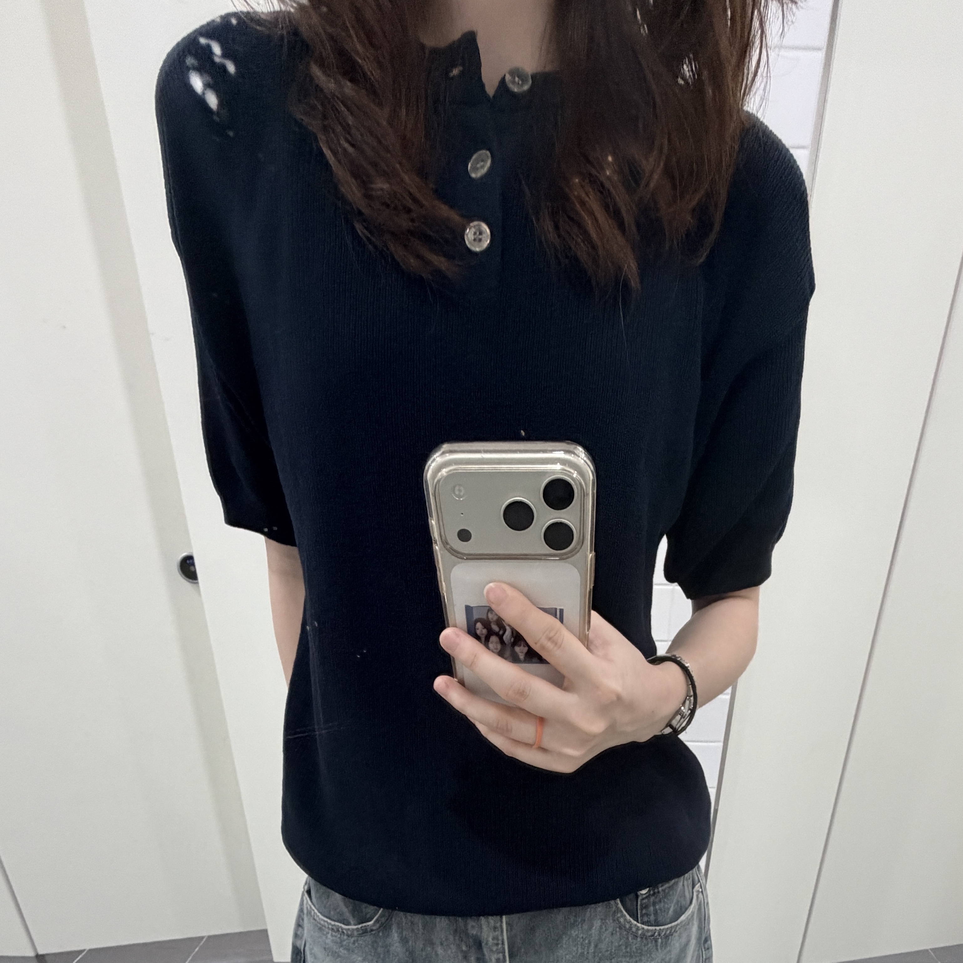 Knitted Coolever Henley Neck Half Sleeve Knit NVAY 착용 스타일 - 5