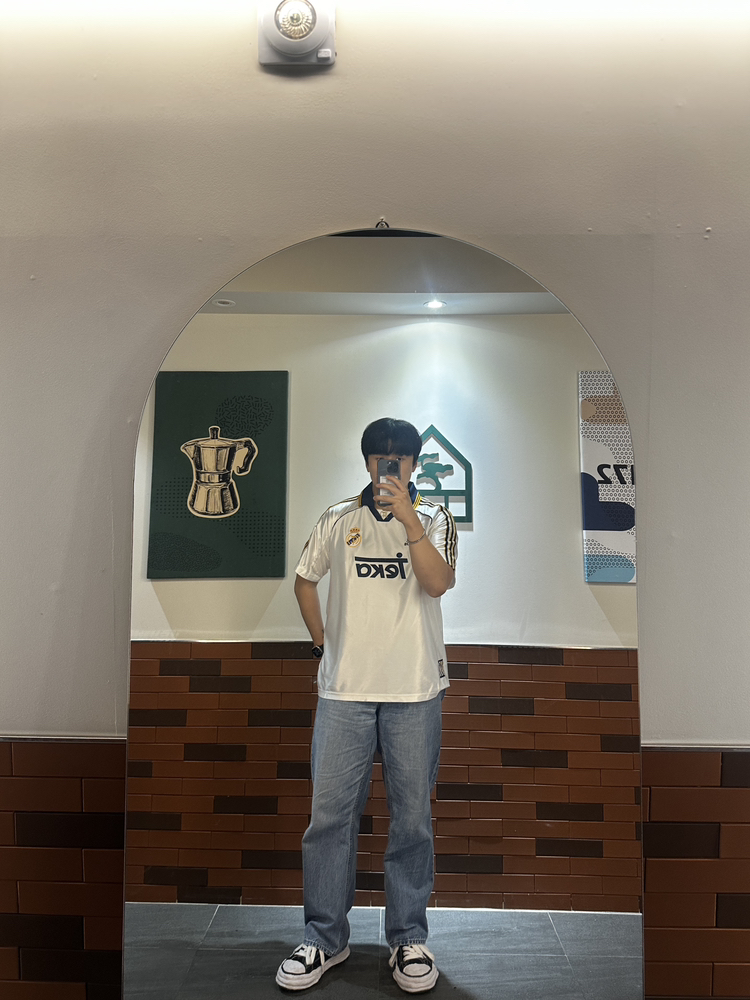 KREAM 프로필 이미지