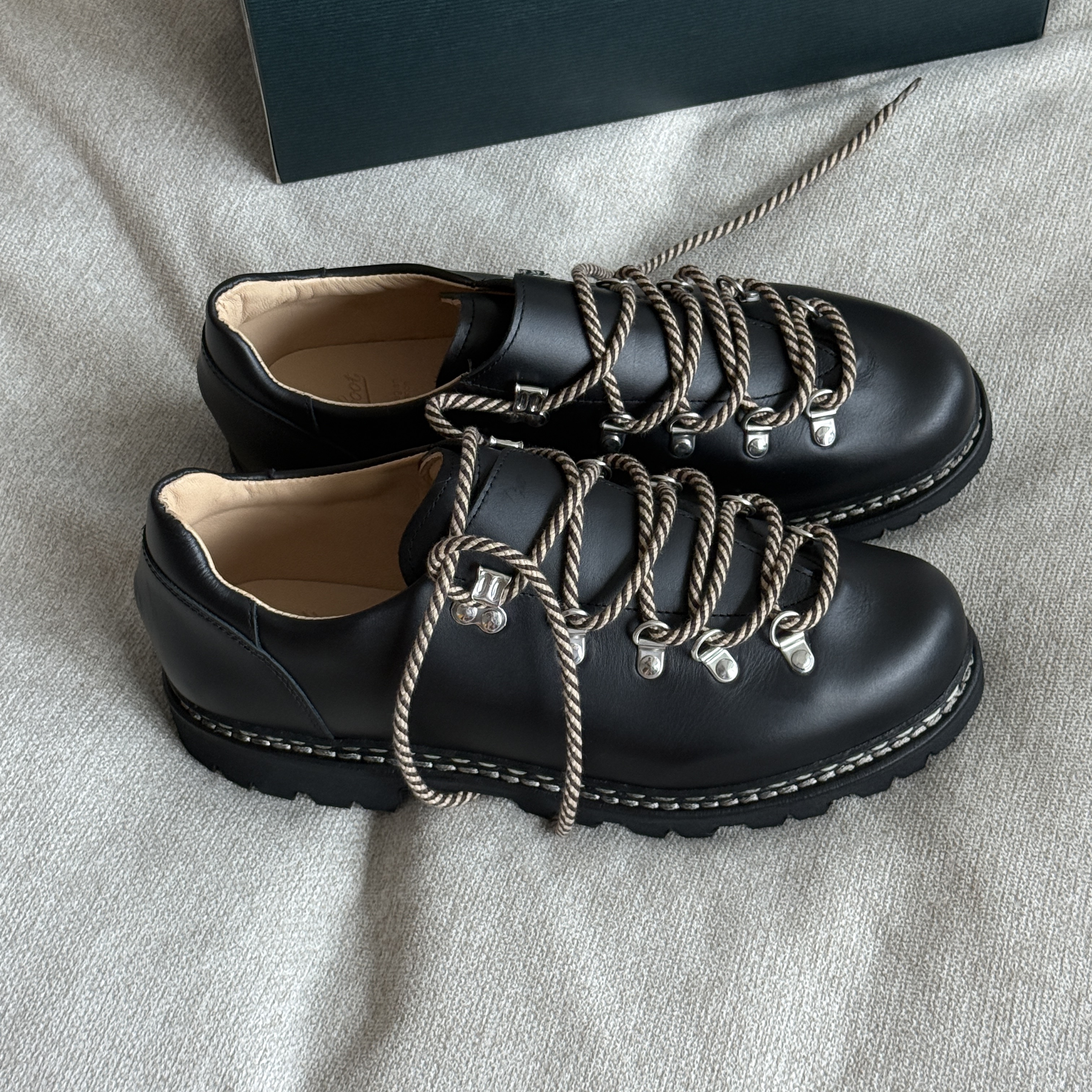 Paraboot Clusaz Jannu Lisse Noir 착용 스타일 - 1