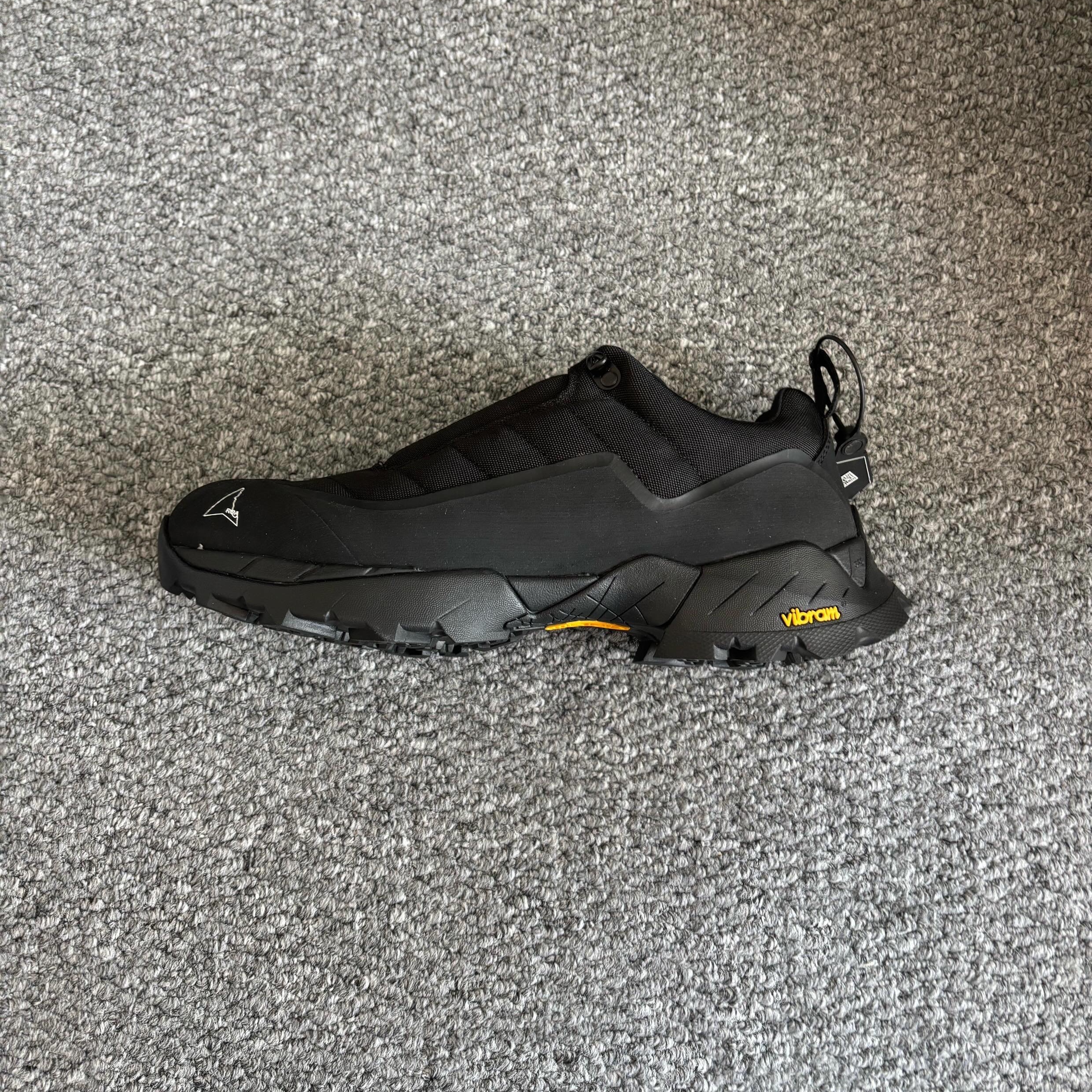 Roa Hiking Minaar Black, Roa Hiking Katharina Black 착용 스타일 - 2