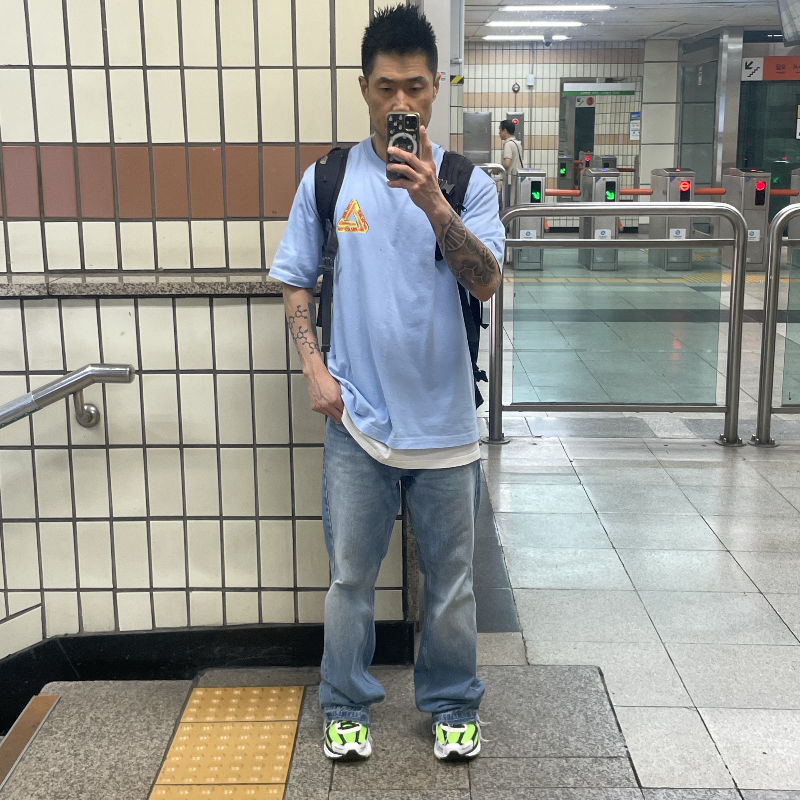 Nike Zoom Vomero 5 Electric Green Black, Palace Heat Sensi T-Shirt Fresh Air - 24SS 착용 스타일