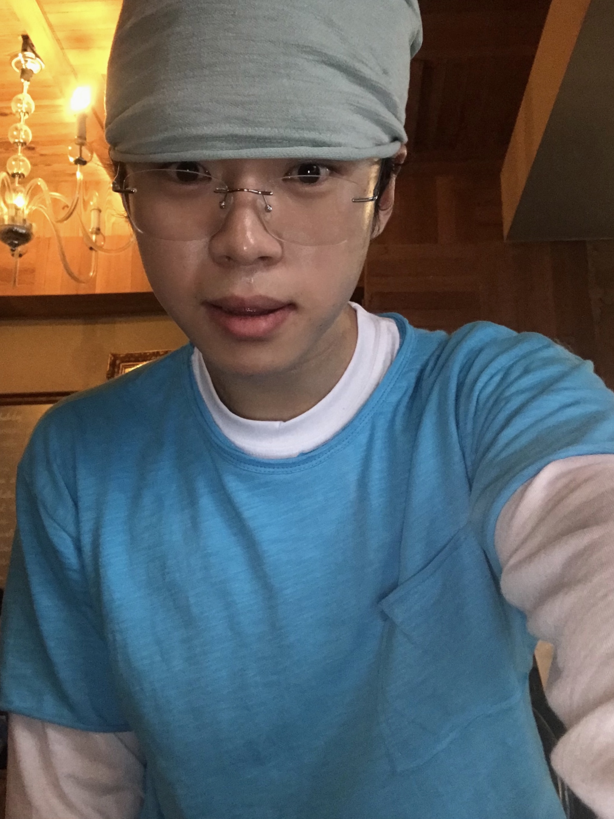 [KREAM 단독] Hangle Blue Light Silver Titan Square Rimless 착용 스타일 - 2