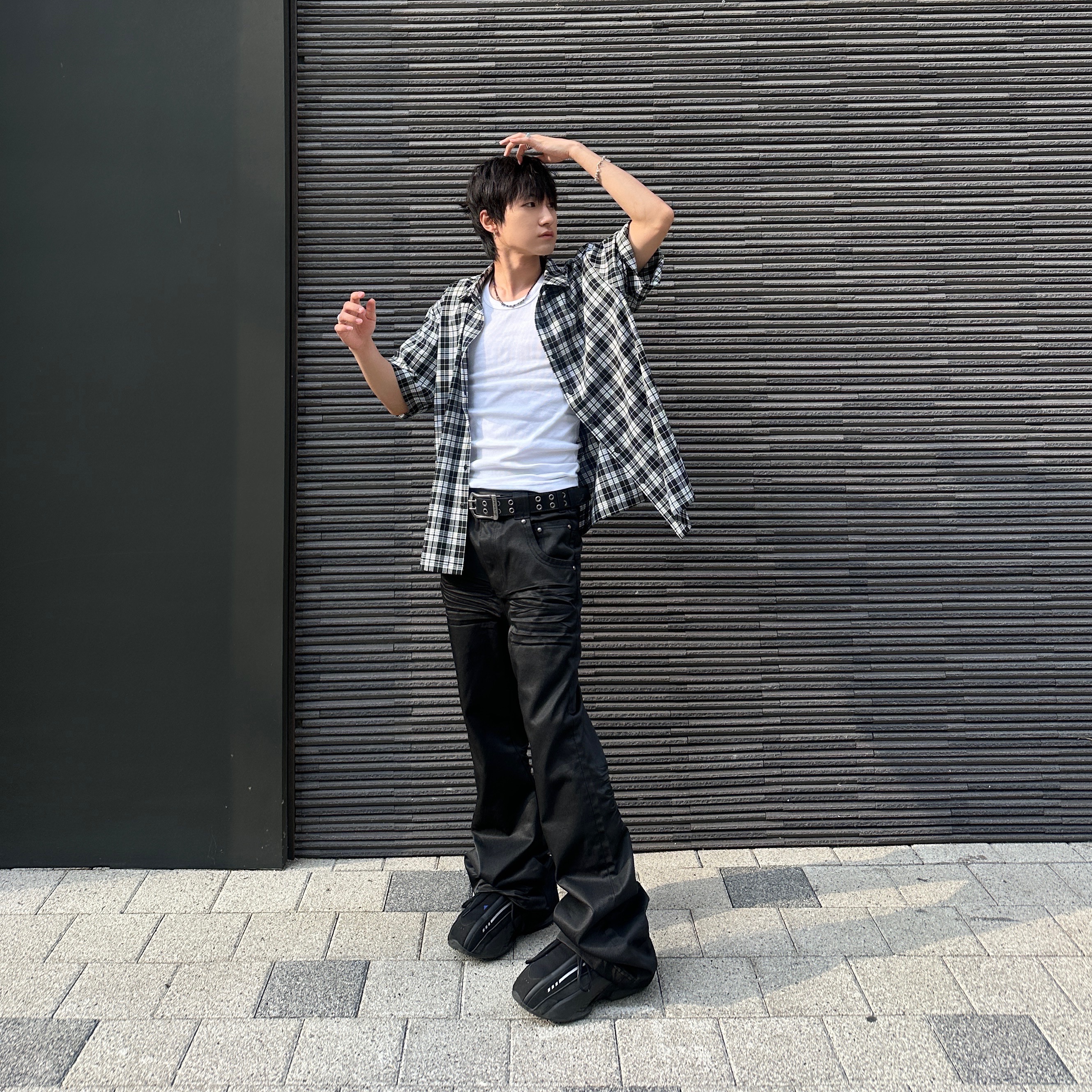 Adidas Mad IIInfinity Core Black Carbon 착용 스타일